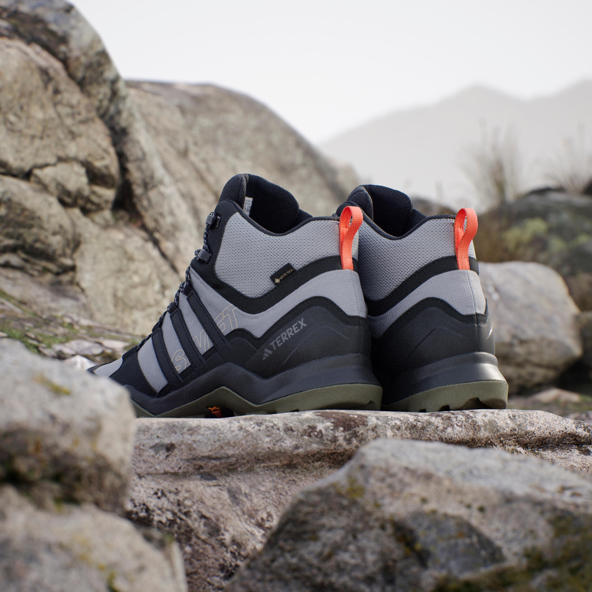 Adidas terrex swift r2 mid goretex hotsell