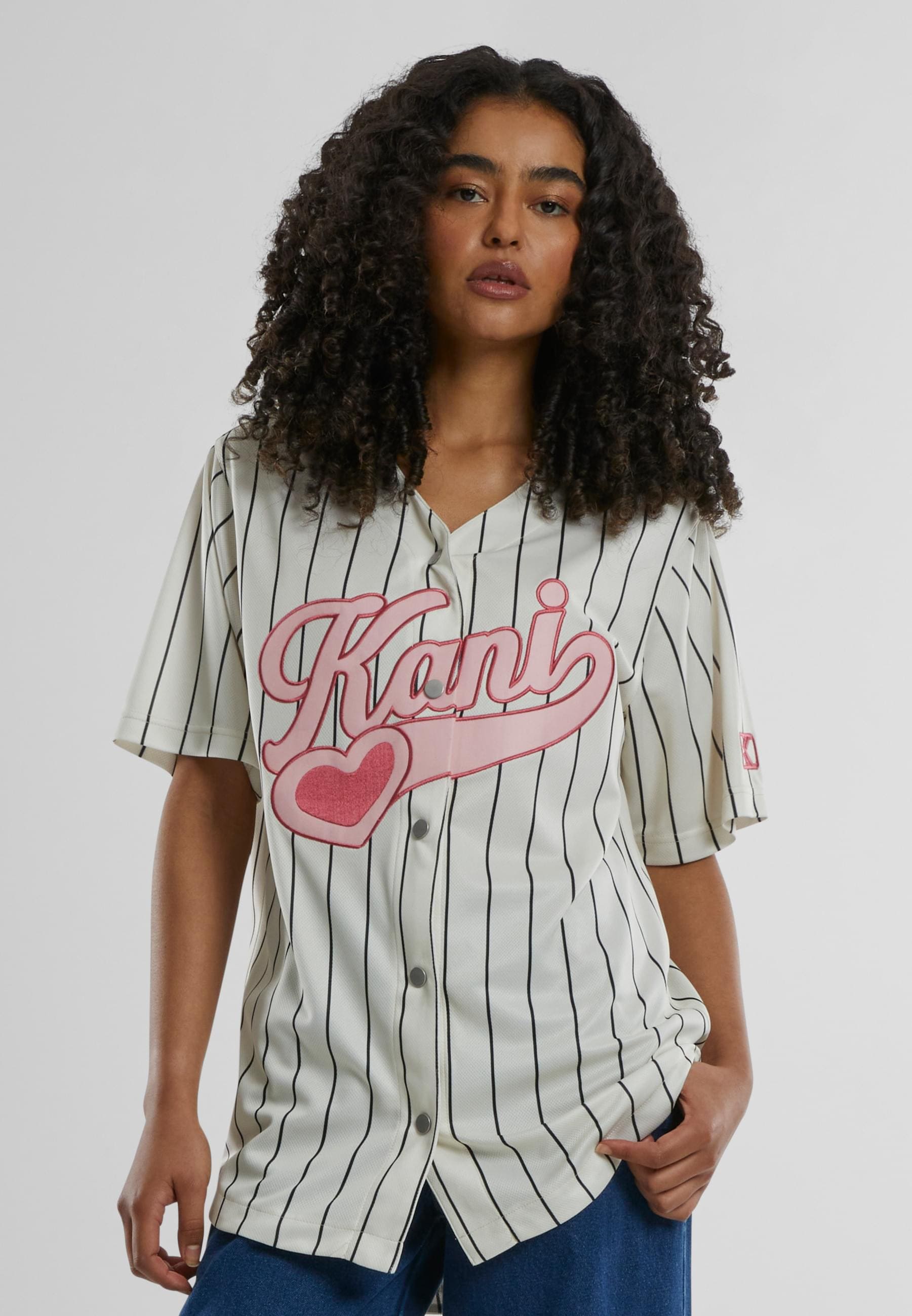 Karl Kani Langarmhemd »Karl Kani KW251-028-1 Varsity Heart Pinstripe Baseball Shirt«