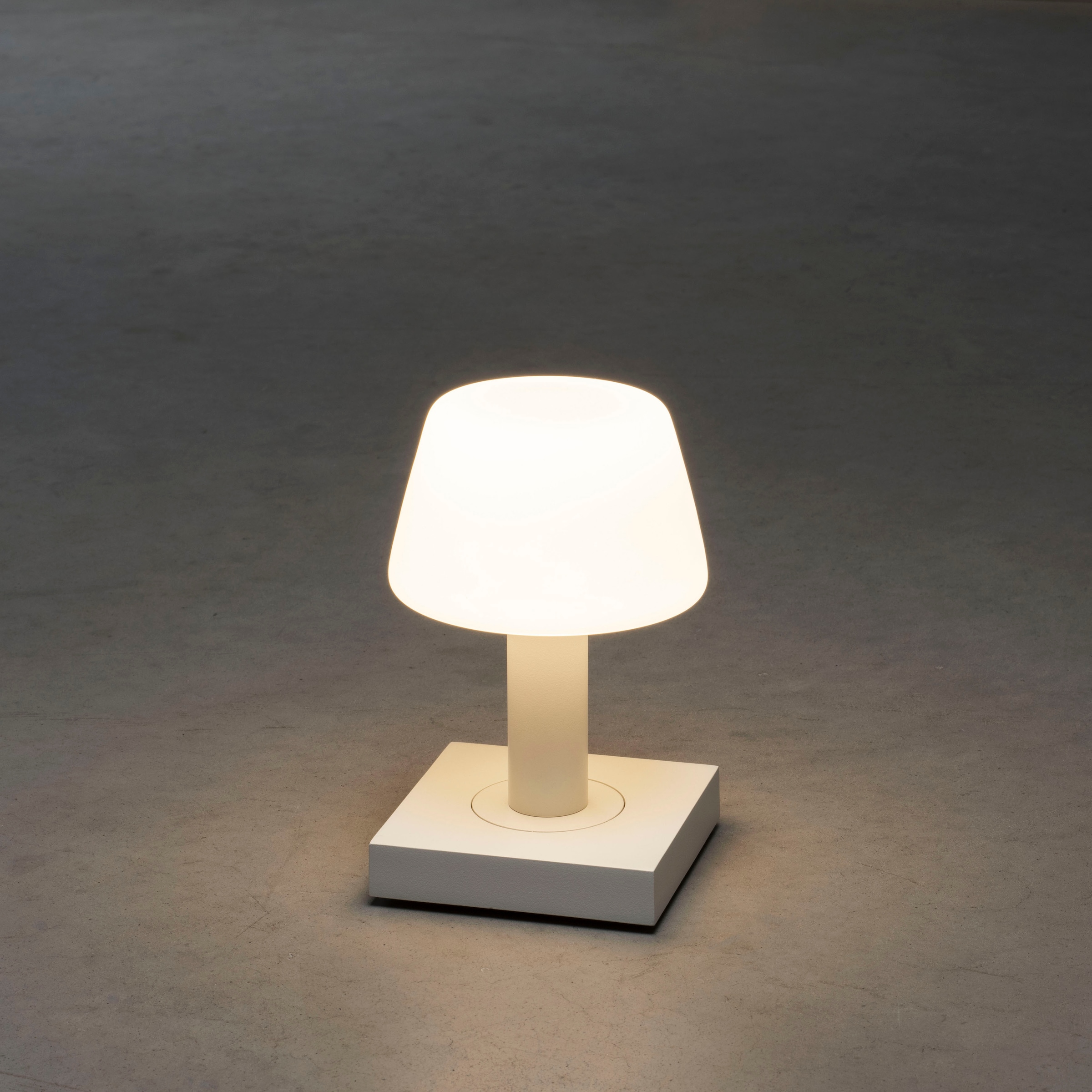 KONSTSMIDE LED Tischleuchte »Monaco«, Leuchtmittel LED-Modul | LED fest integriert, Monaco USB-Tischleuchte, 2700/3000K, dimmbar, Glas