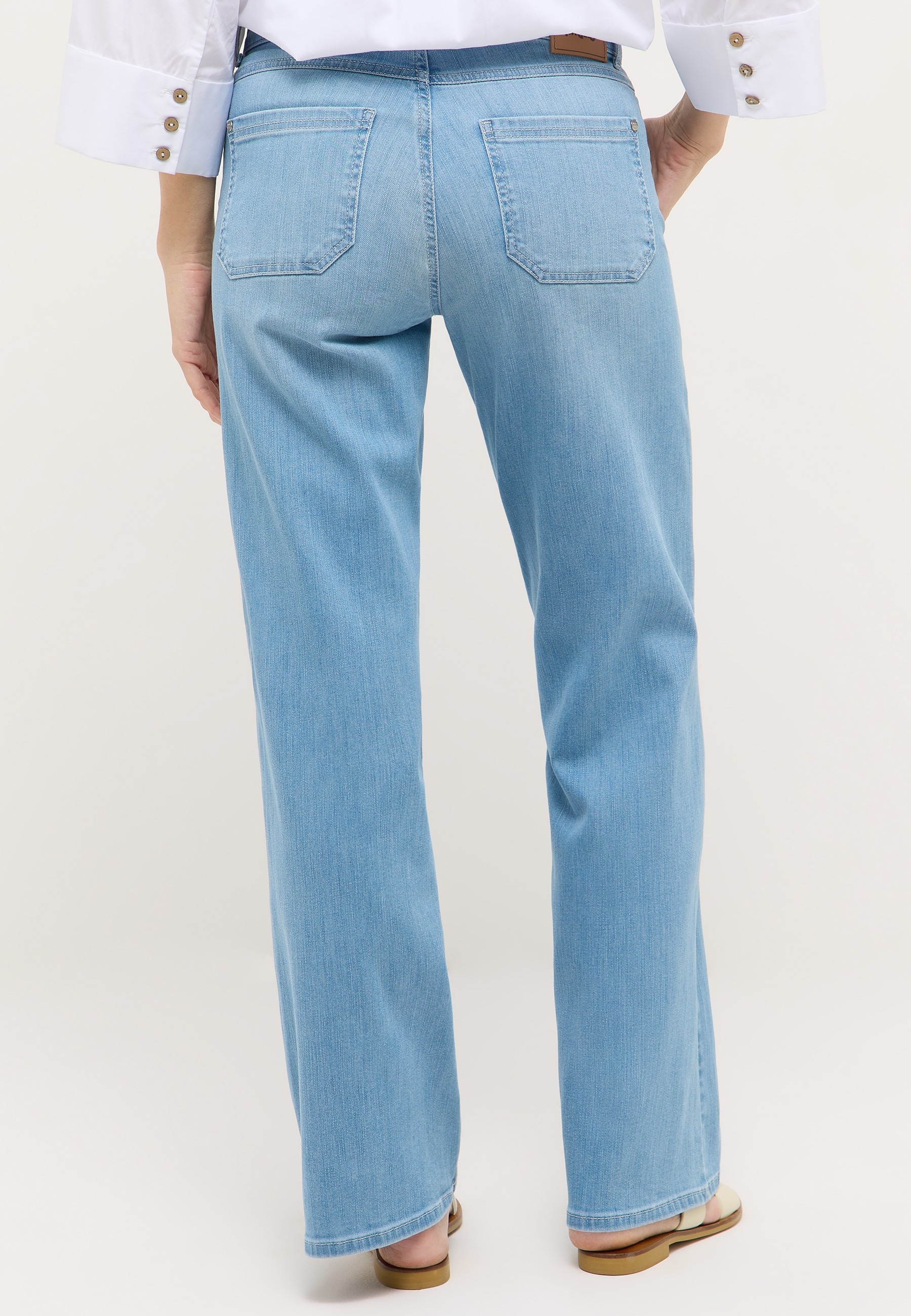 ANGELS Relax-fit-Jeans »LIZ WORKER« mit großen Vordertaschen und Fade-Out Effekten