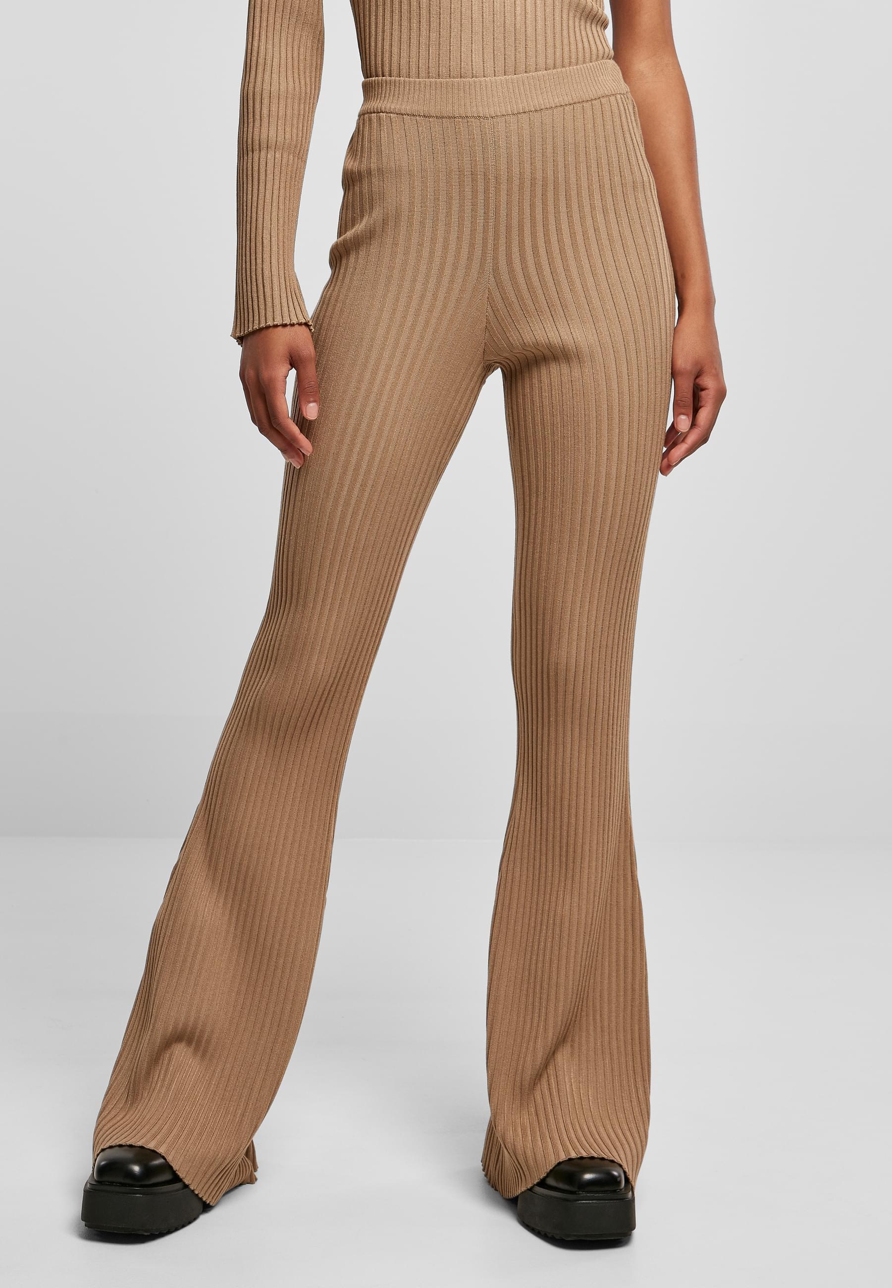 URBAN CLASSICS Leggings »Urban Classics Damen Ladies Flared Rib Knit Leggings«, (1 tlg.)