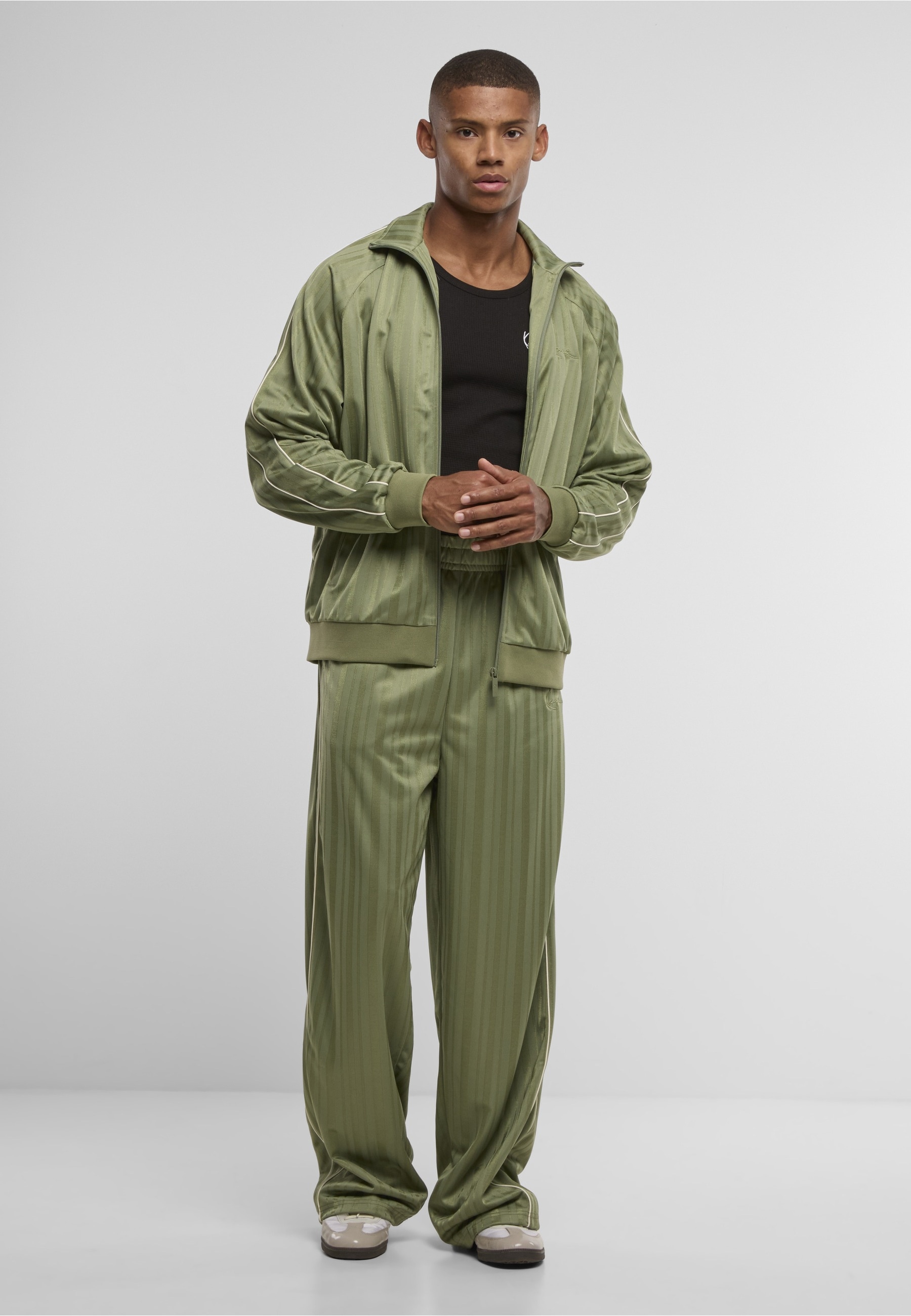 Karl Kani Trekkinghose »Karl Kani Signature Shadow Stripe Baggy Trackpants«