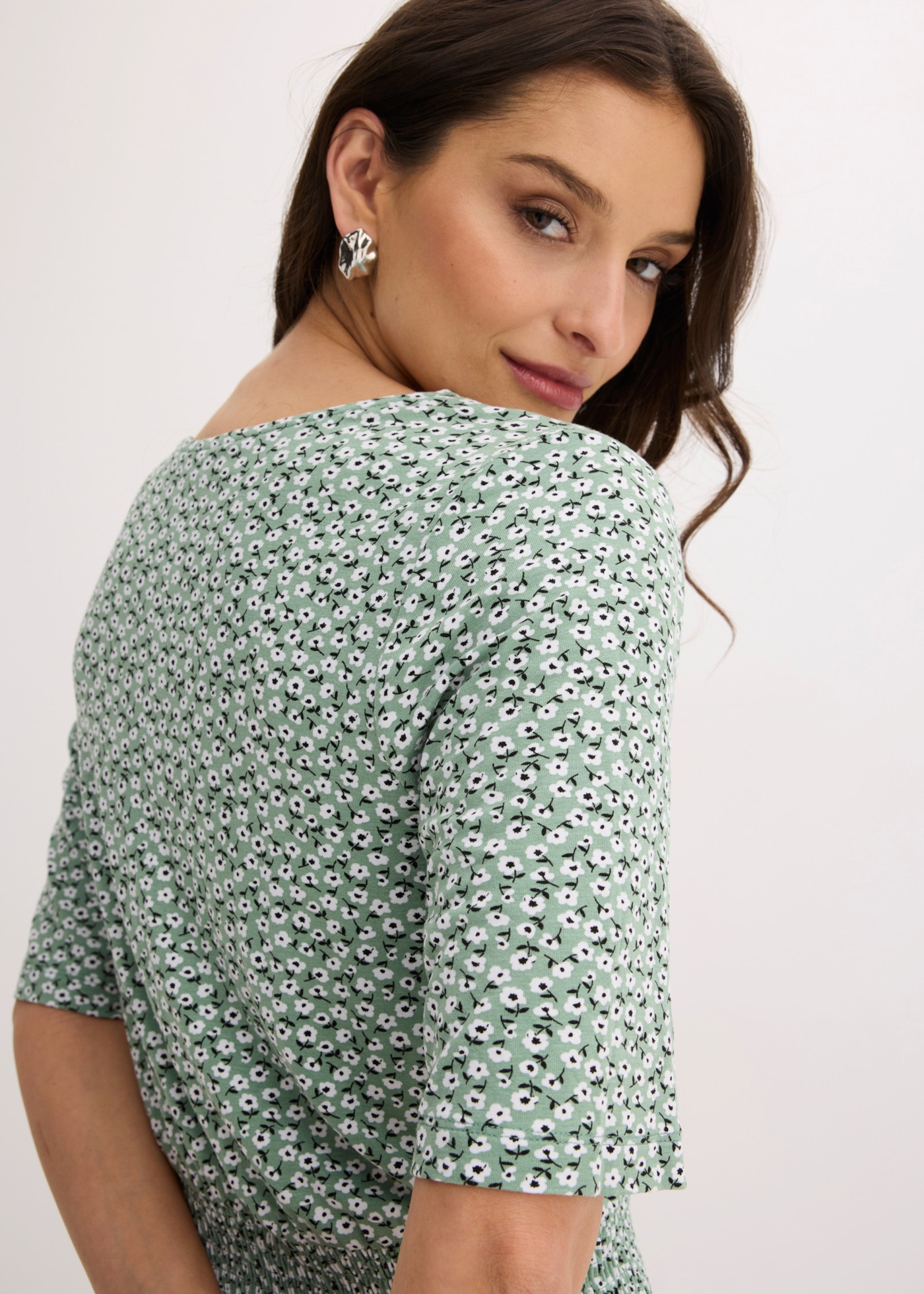 bonprix Jerseykleid »Jerseykleid aus Viskose-Mix« für sommerliche Tage, aus Viskose und Elasthan, Kurzarm-Design