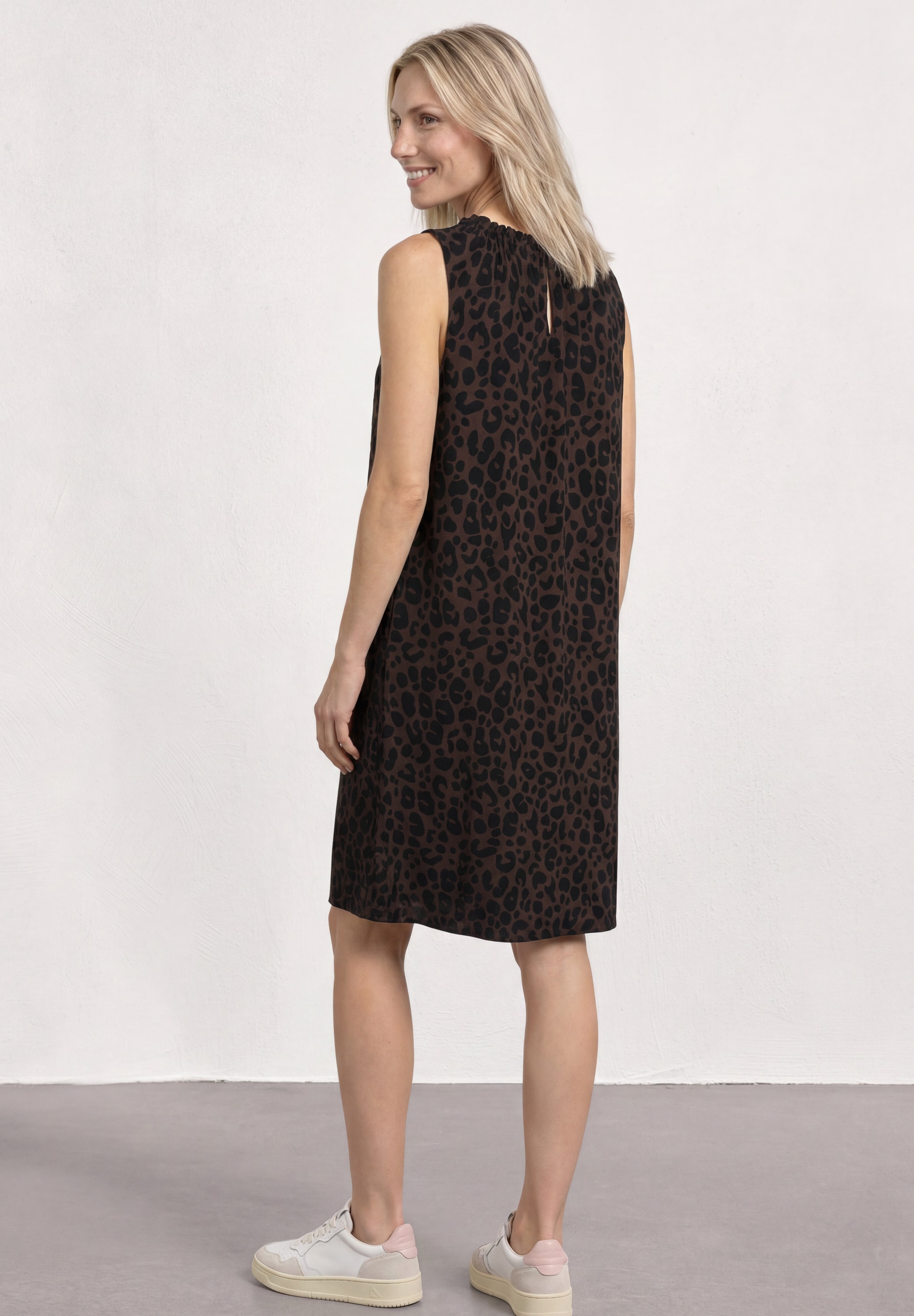 STREET ONE Sommerkleid Ohne Taschen aus Viskose