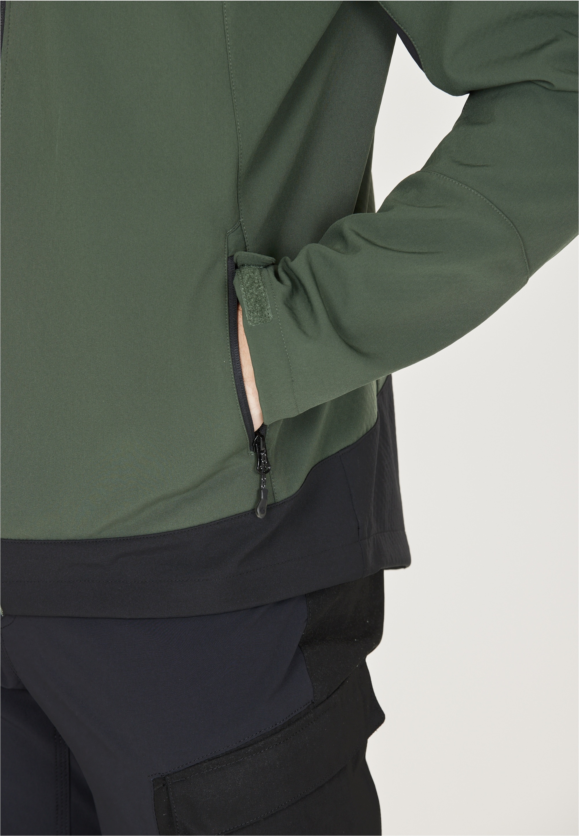 WHISTLER Softshelljacke »Ryder«, mit atmungsaktiver Funktions-Membran