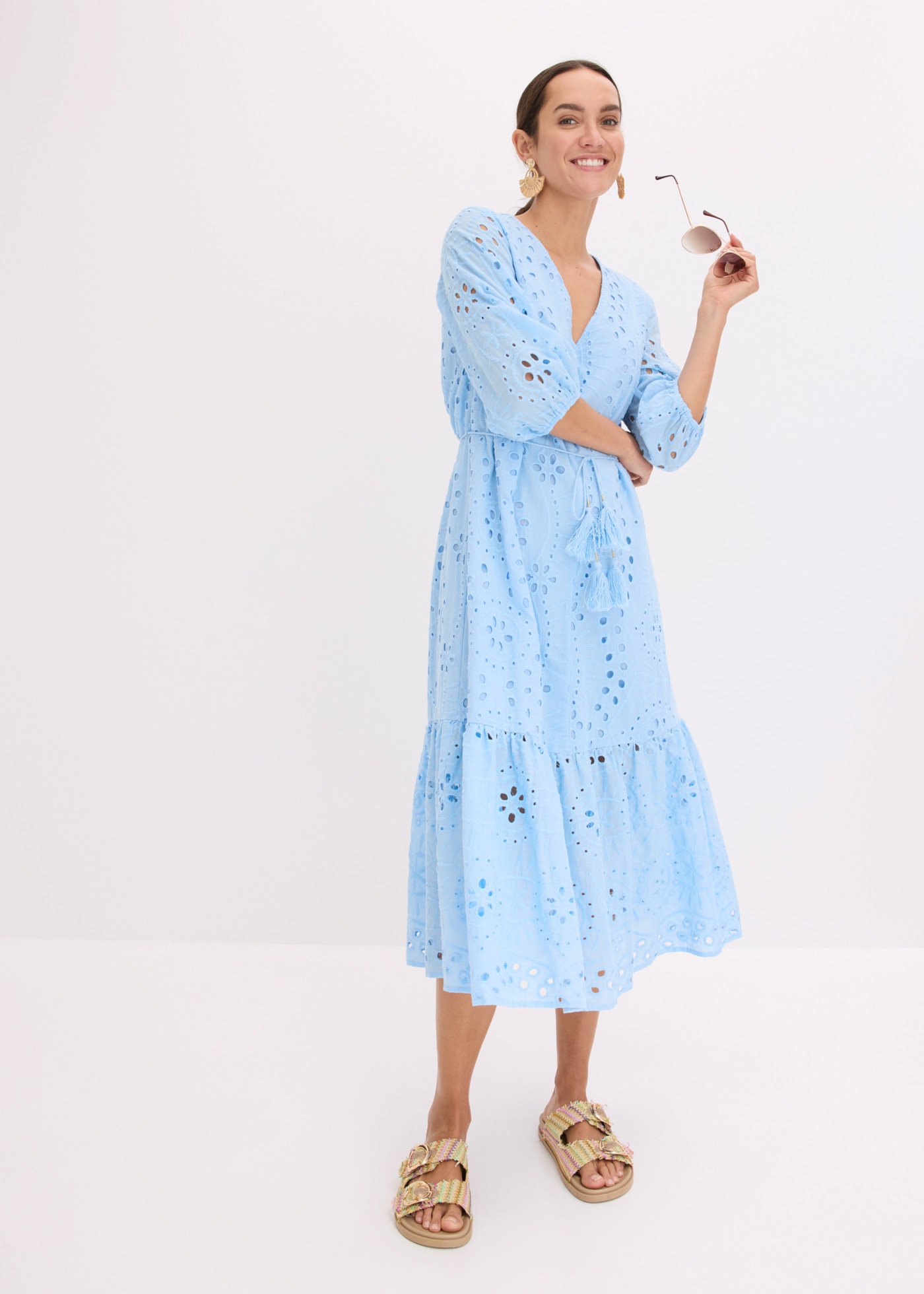 bonprix Midikleid mit V-Ausschnitt, ausgestellte Passform, aus Baumwolle