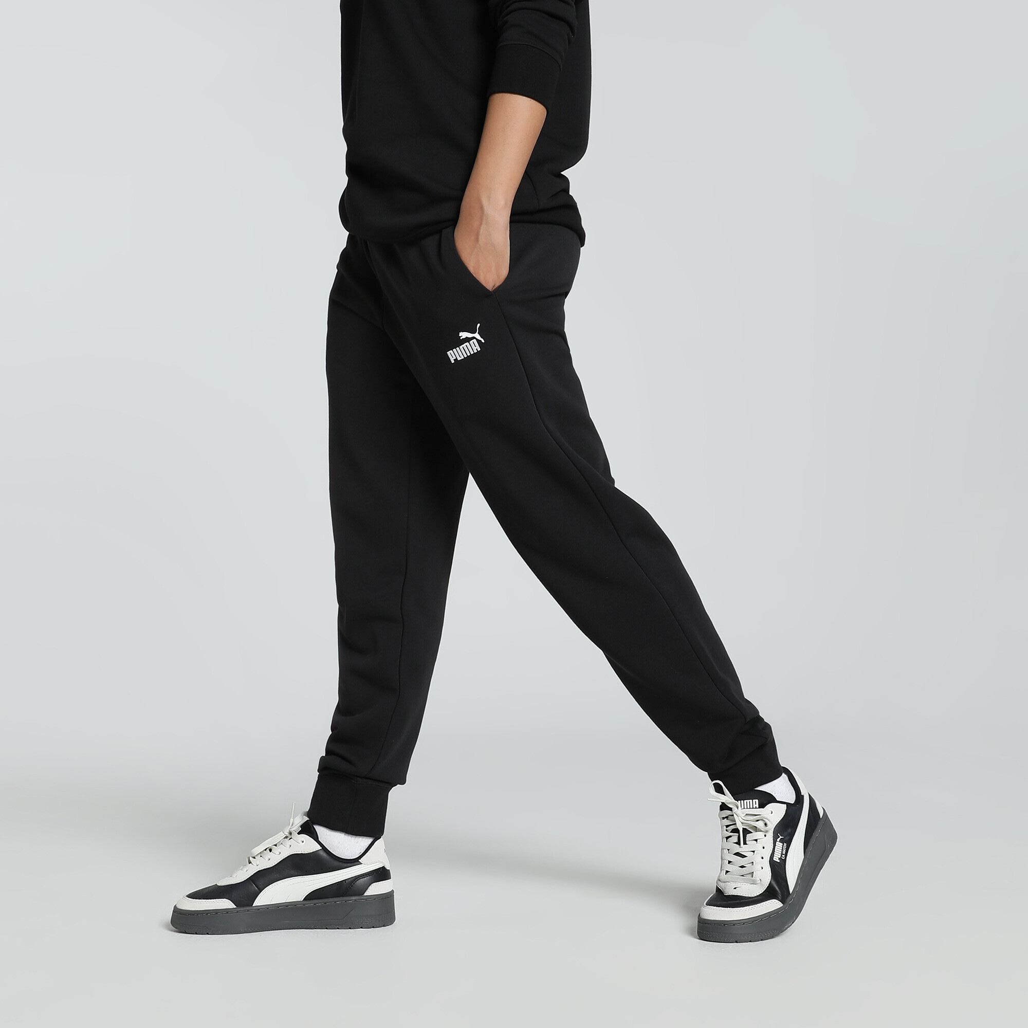 PUMA Sporthose »ESS Small No. 1 Logo Jogginghose Damen«