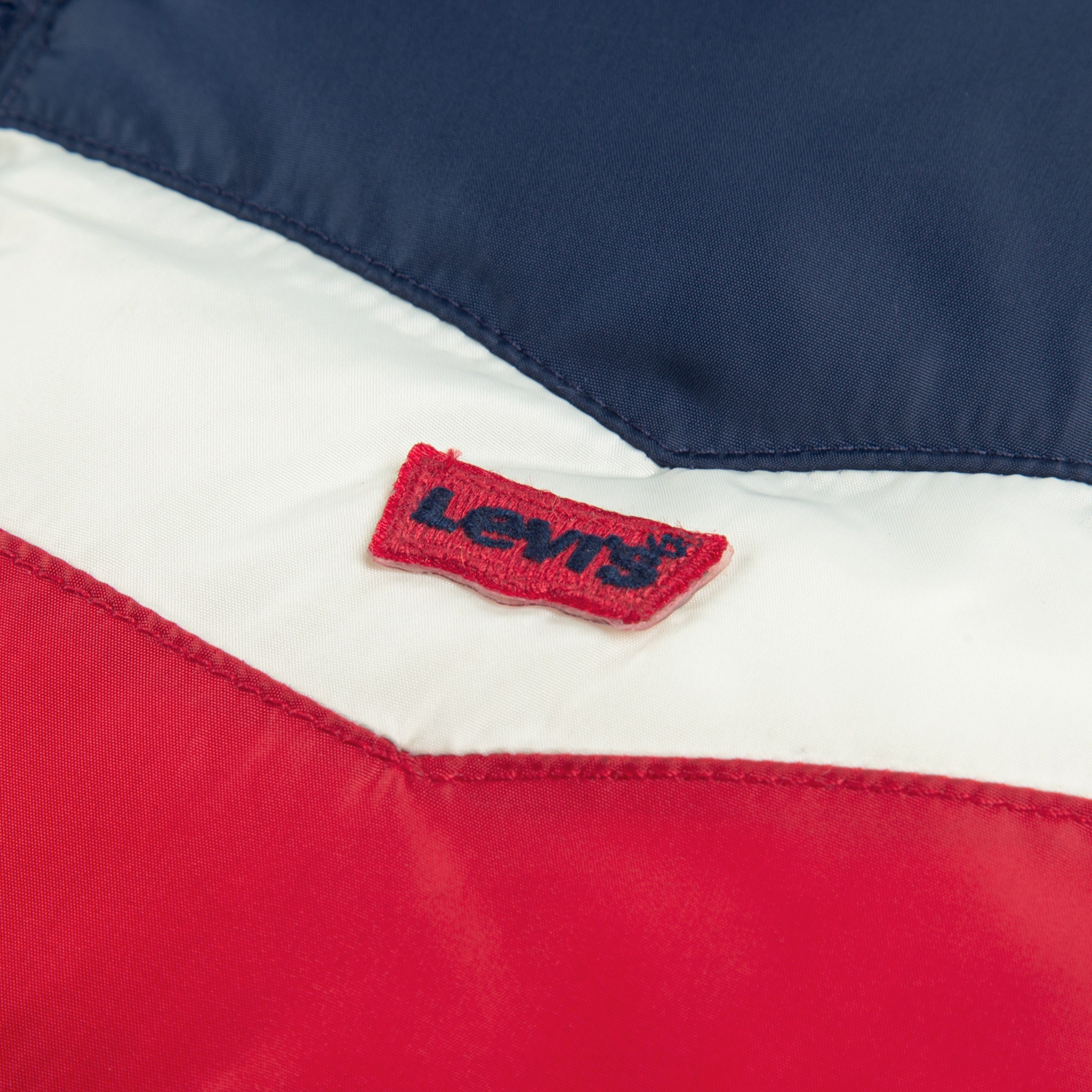 Levi's® Kids Winterjacke »LVB HEAVY WEIGHT PUFFER« mit Kapuze Anorak, warm wattiert mit Kapuze