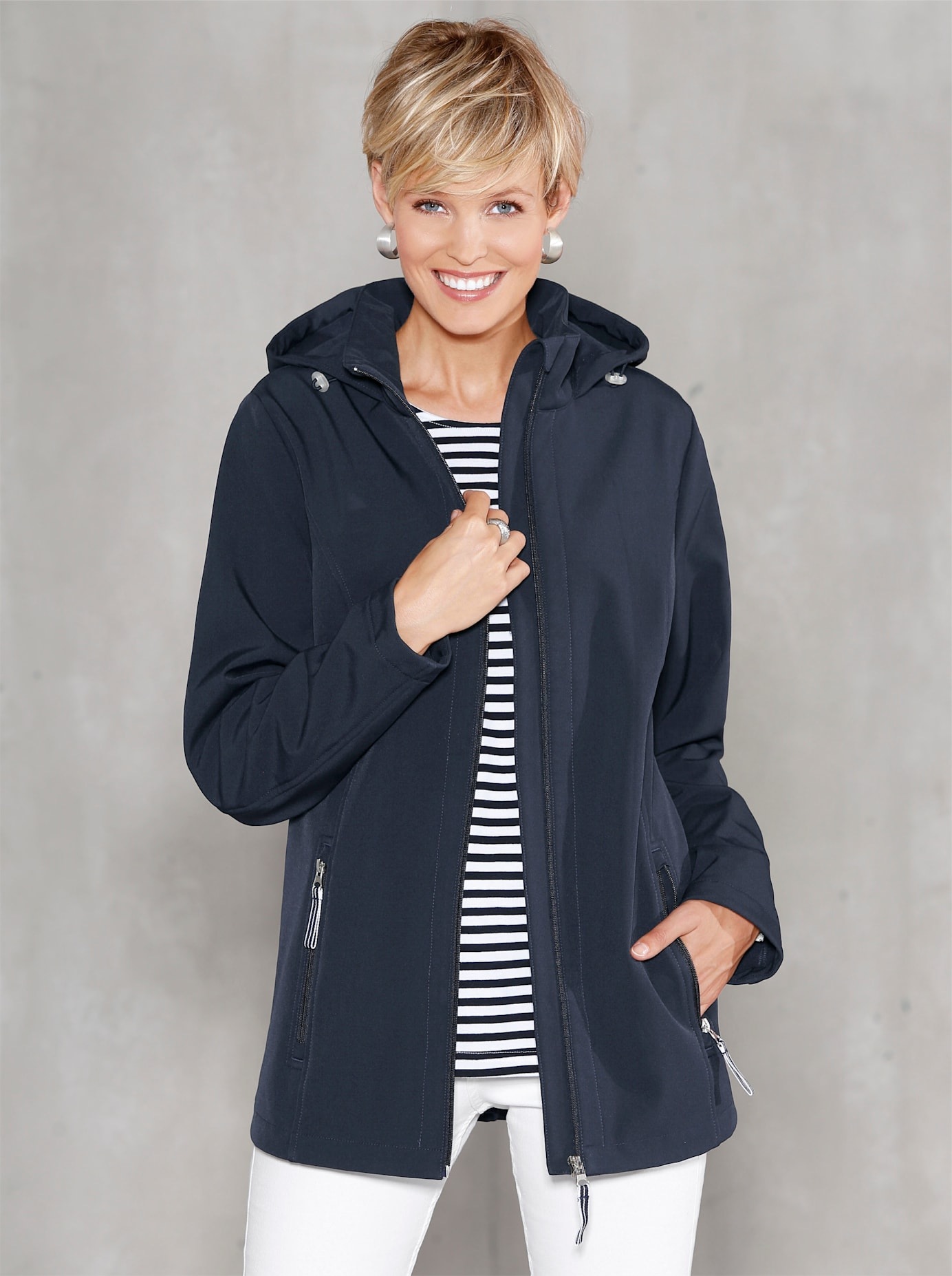 Classic Basics Softshelljacke, mit Kapuze