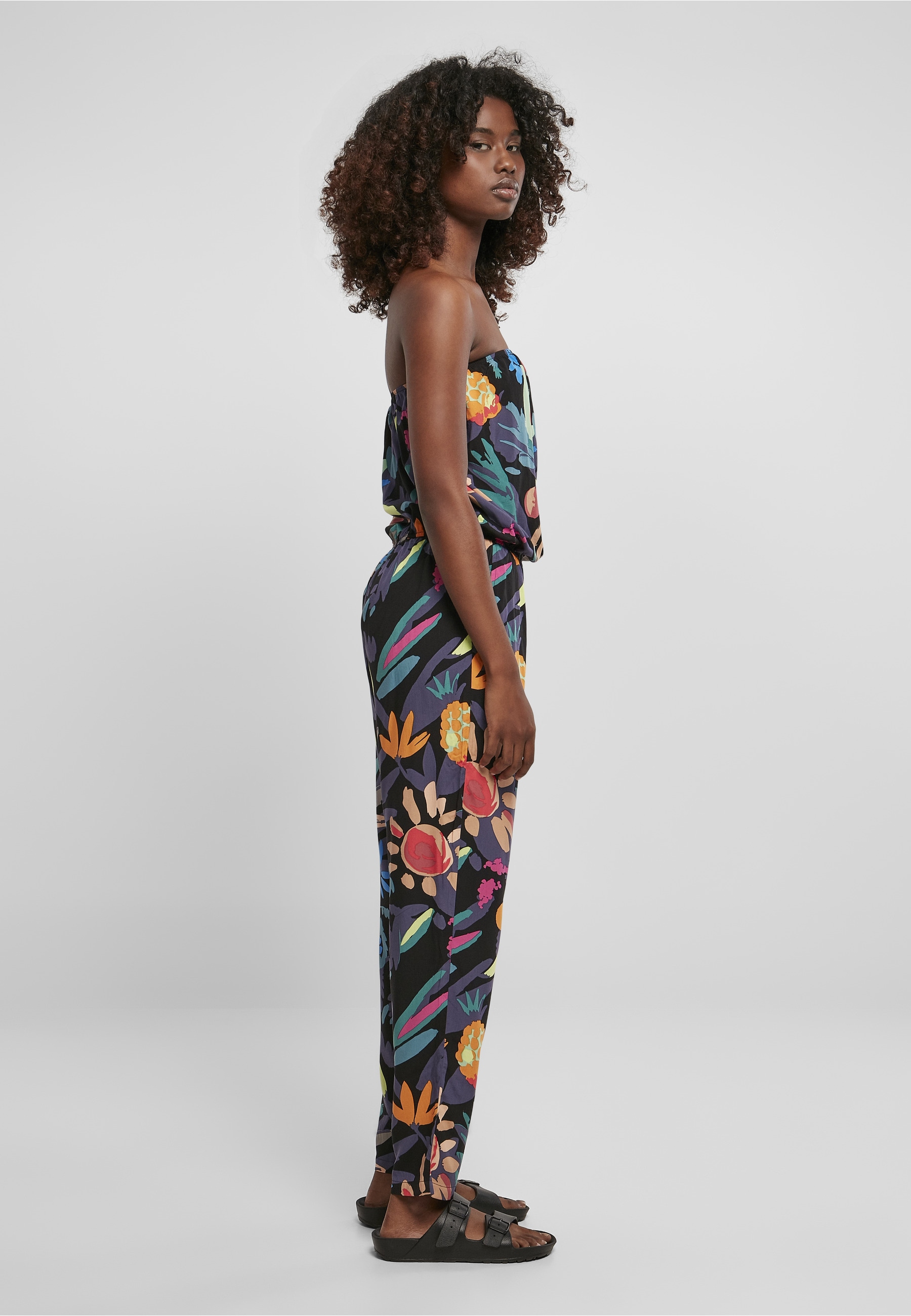 URBAN CLASSICS Jumpsuit »Urban Classics Damen Ladies Viscose Bandeau Jumpsuit« 1 Stk.