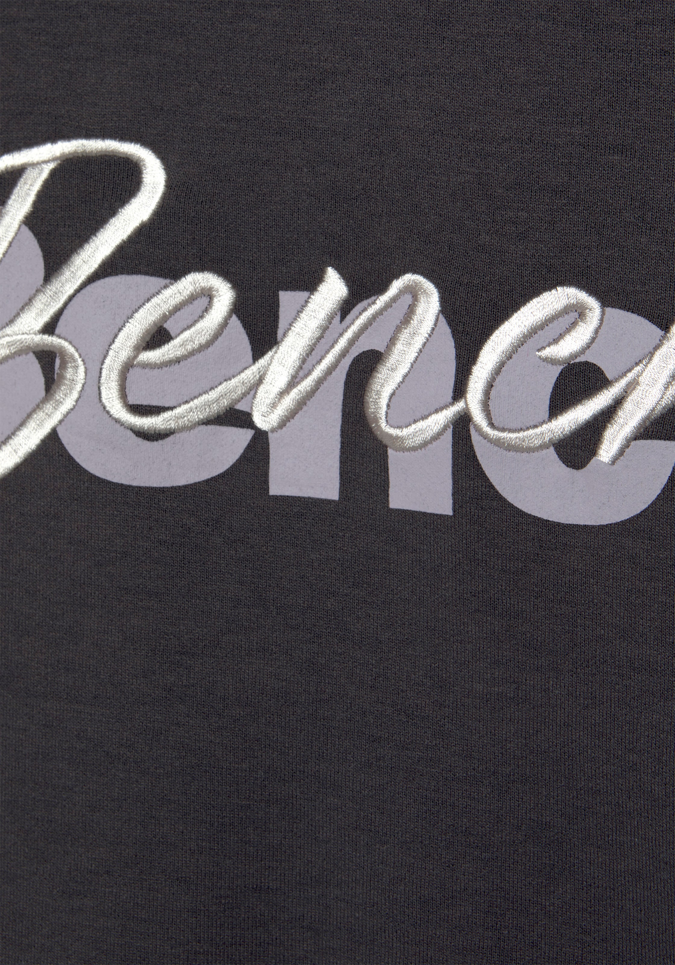 Bench. Loungewear Sweatshirt, mit Logodruck und Stickerei, Loungeanzug