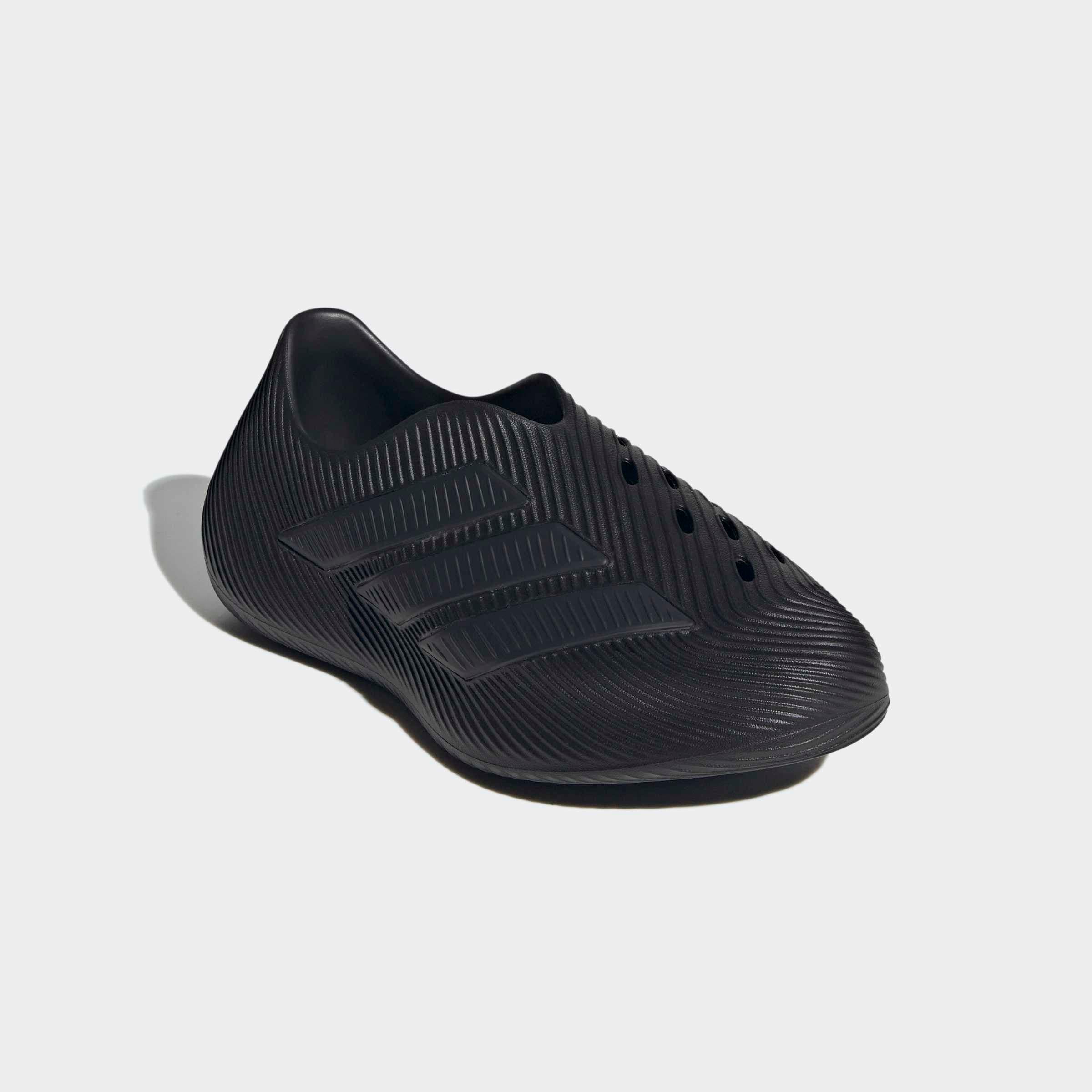 adidas Sportswear Badesandale "PURECHILL SANDALE FÜR KINDER UND TEENS" inspiriert von adidas Climacool Sneaker für Frühling und Sommer