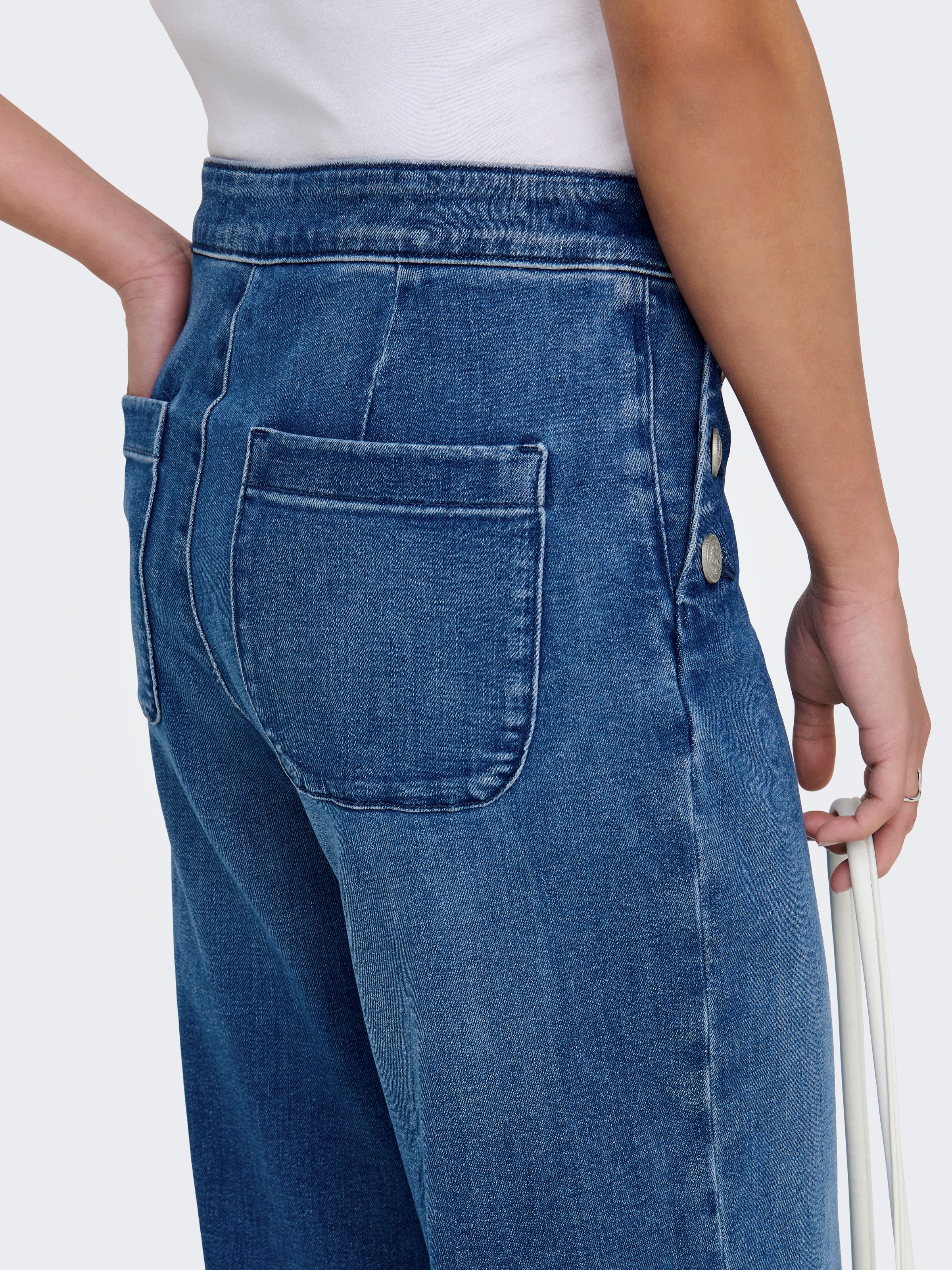 Thumbnail - ONLY High-waist-Jeans "ONLMADISON HW BUTTON WIDE DNM GEN769NOOS"