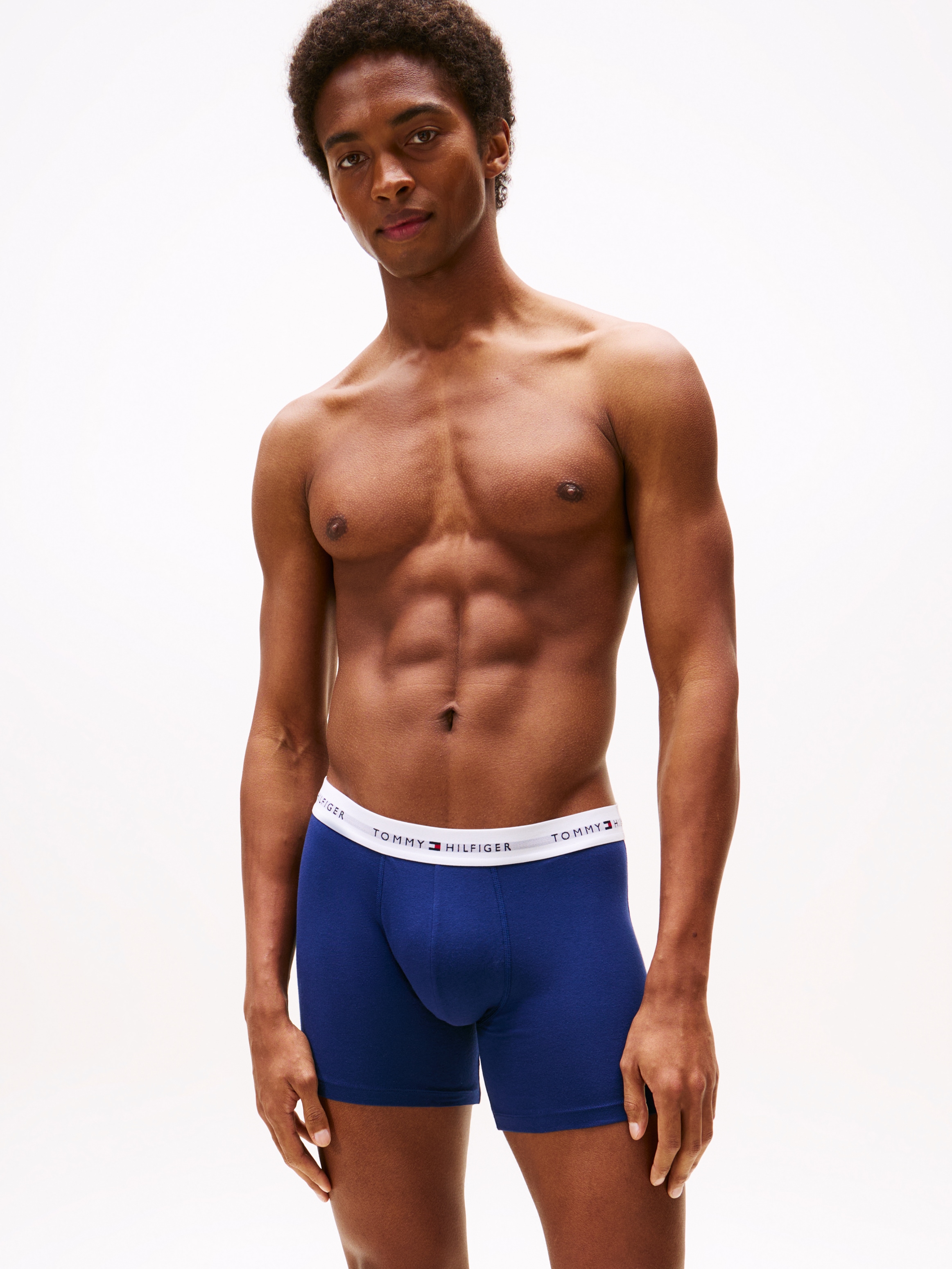 Tommy Hilfiger Underwear Boxer »3P BOXER BRIEF« Packung, 3er-Pack, 3 Stk. mit längerem Bein und Tommy Hilfiger Logo-Elastikbund
