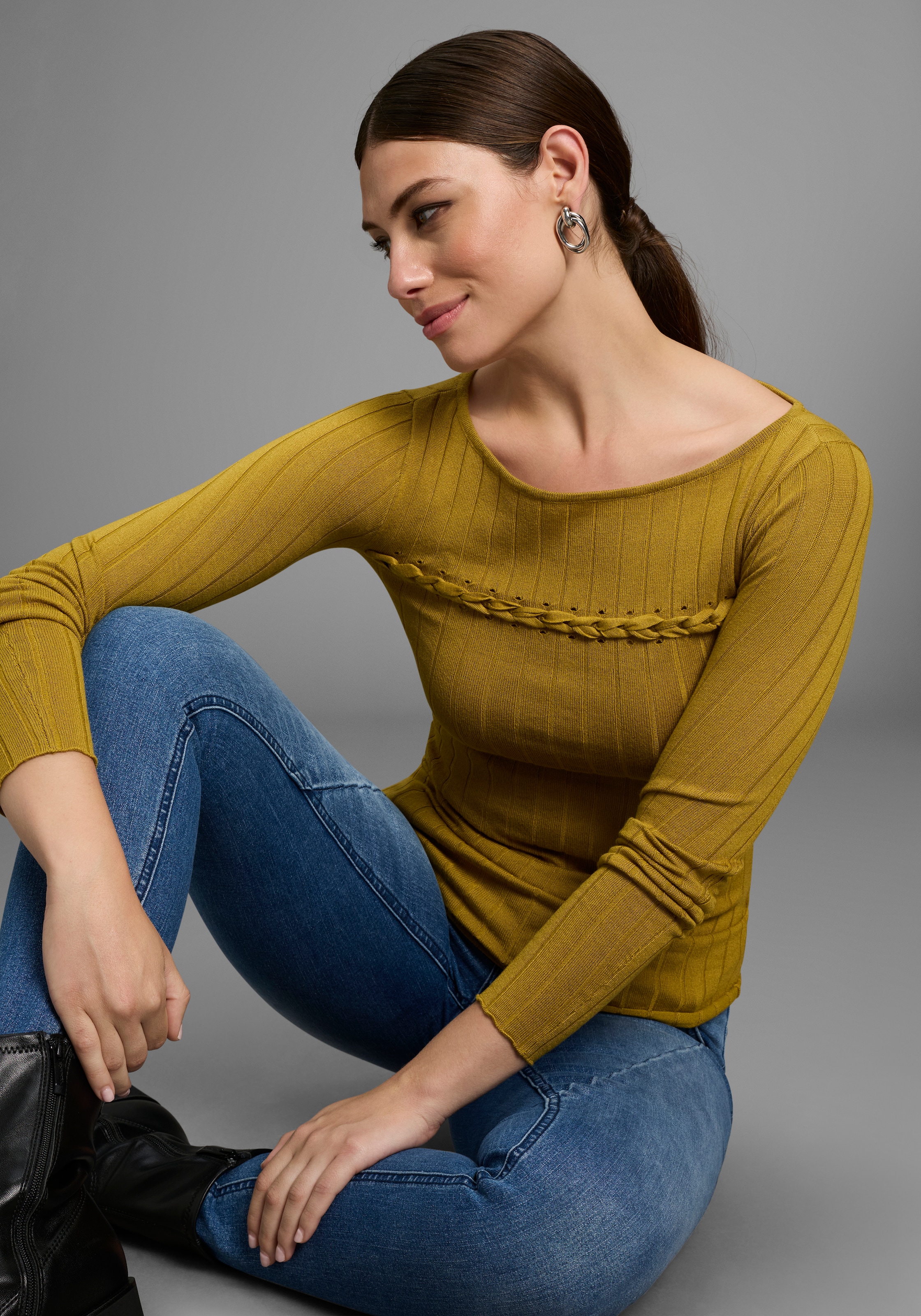 Bruno Banani Strickpullover mit tollem, geflochtenem Detail günstig online kaufen