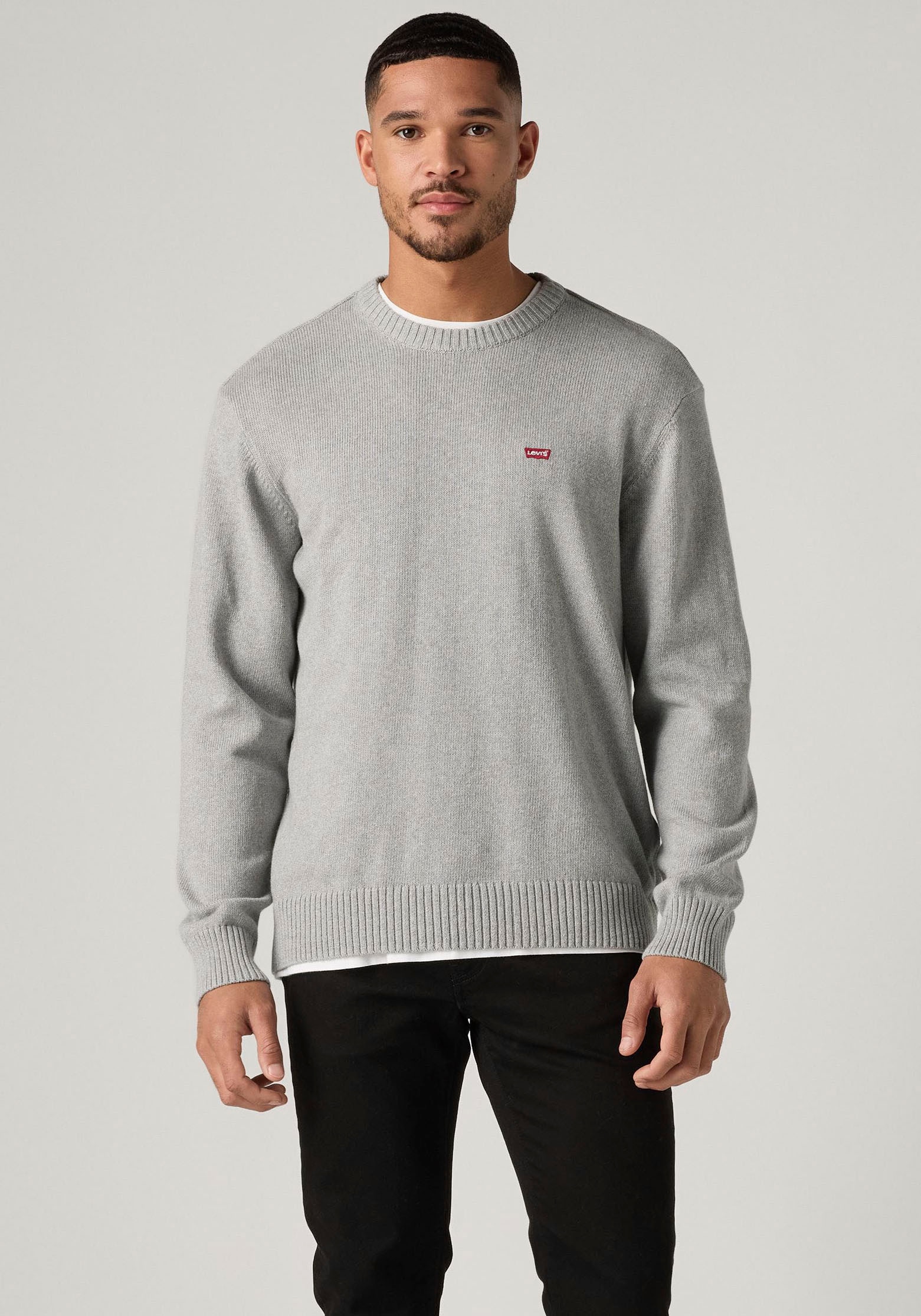 Levis Strickpullover "CLASSIC HM SWEATER" mit Logostickerei und aus reiner Baumwolle
