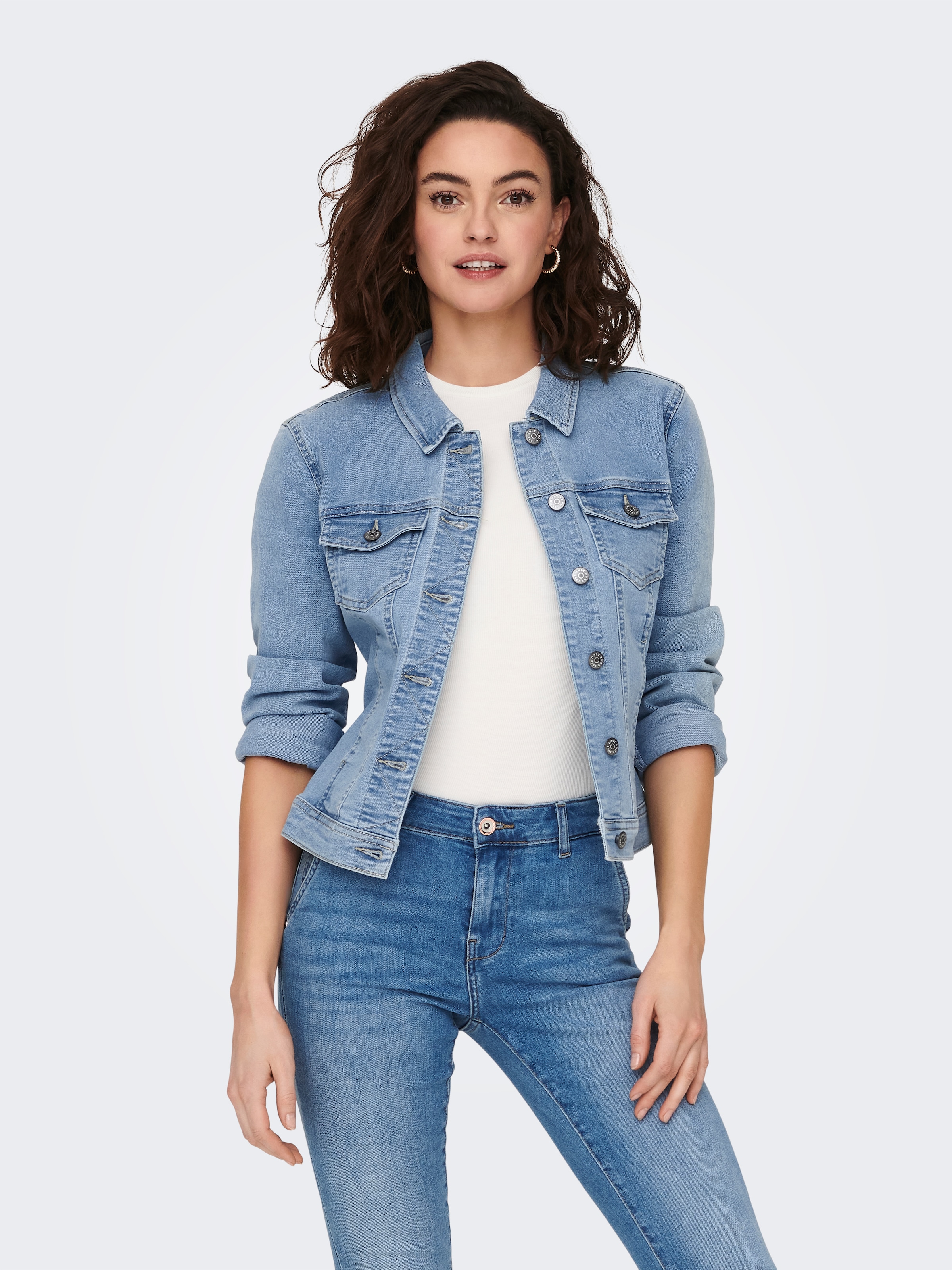 ONLY Jeansjacke "ONLWONDER – Jeansjacke mit Teilungsnähten und Stretch" sehr figurbetont, casual, Denim, Baumwollmischung, Brusttaschen