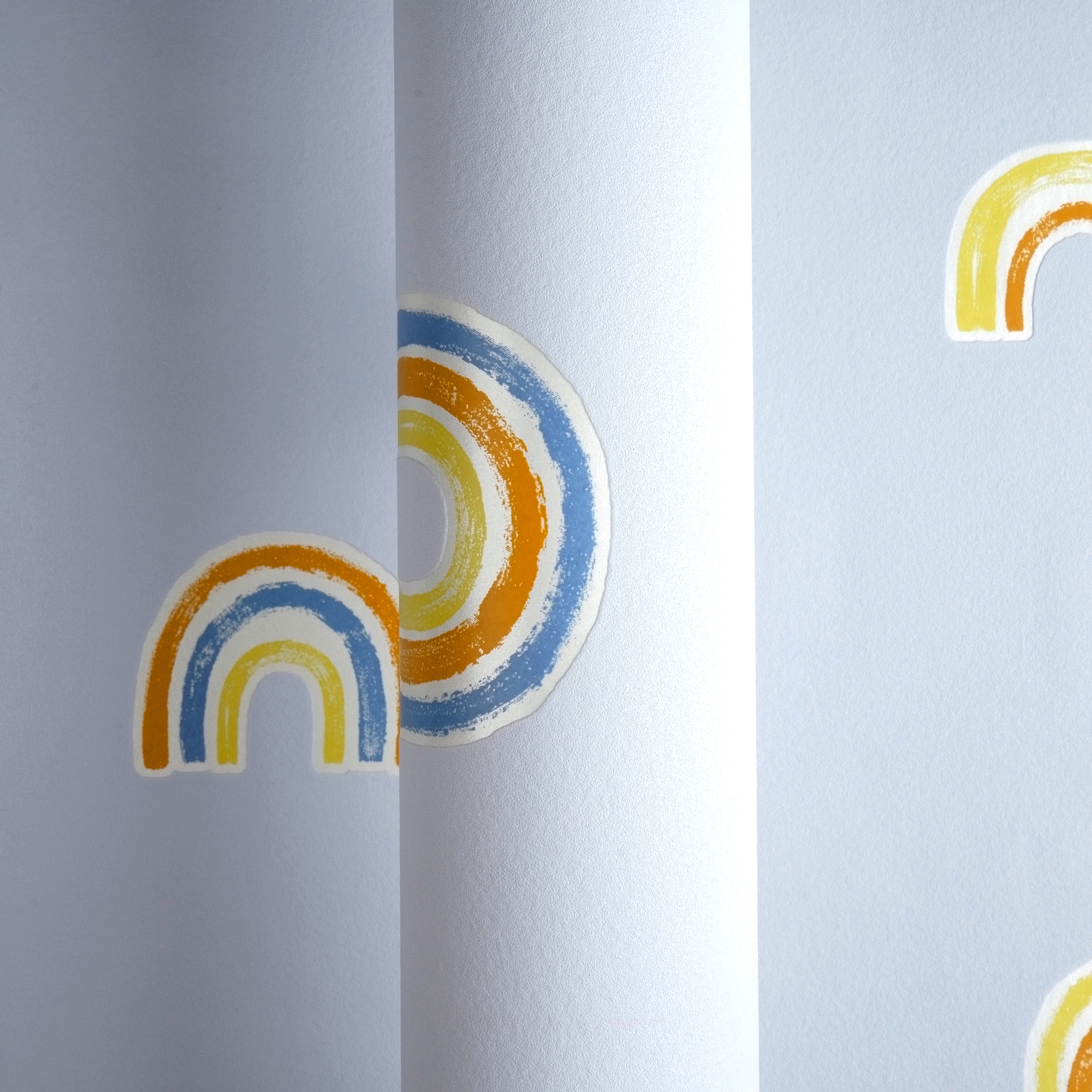 living walls Vliestapete »Kids Studio Regenbogen – Vliestapete für Kinder« Motiv | grafisch | leicht glänzend glatt Handgezeichnete Regenbögen in freundlichen Pastellfarben