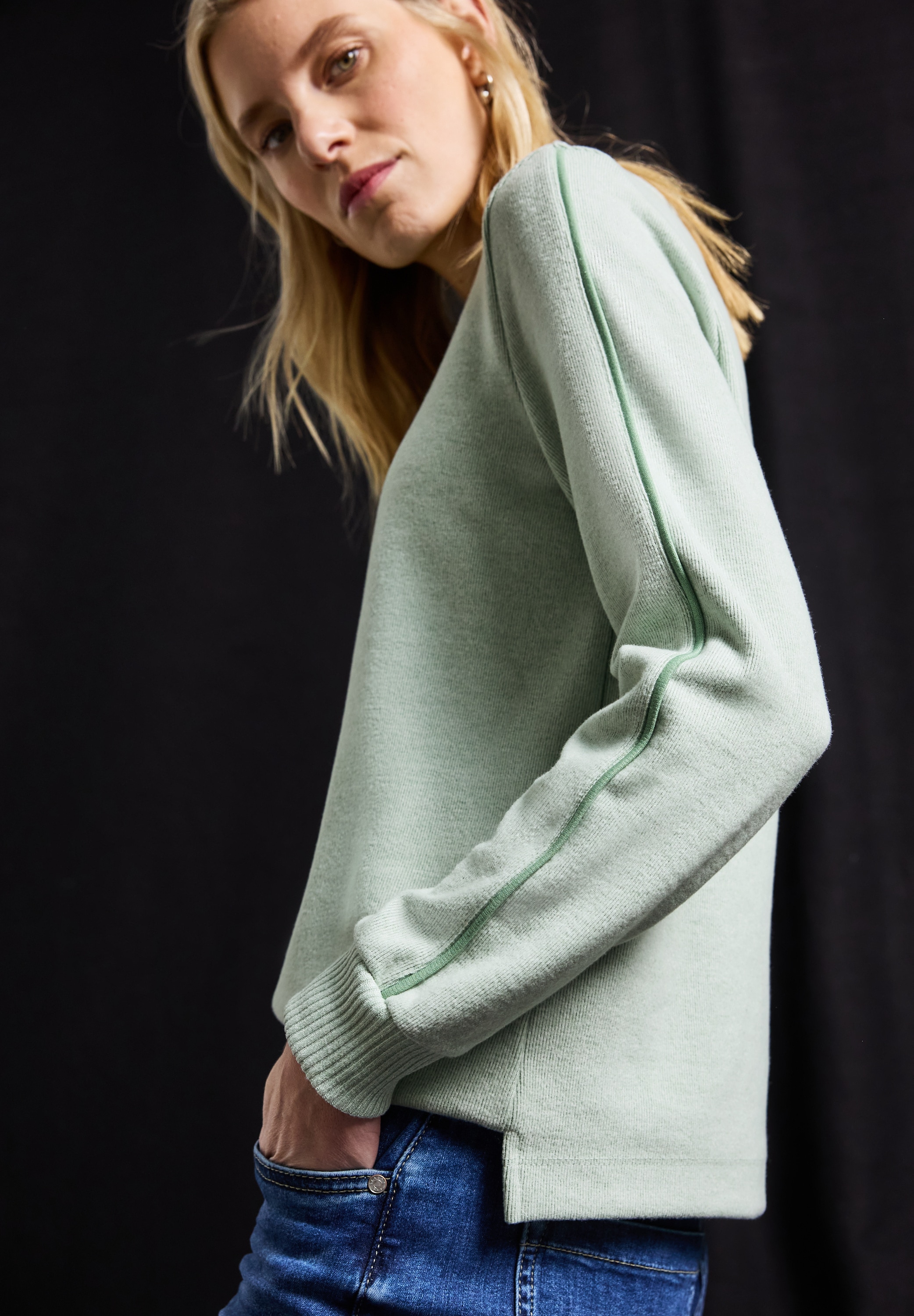 STREET ONE Strickpullover »LTD QR cosy Shirt«, Langarmshirt mit Tape Details