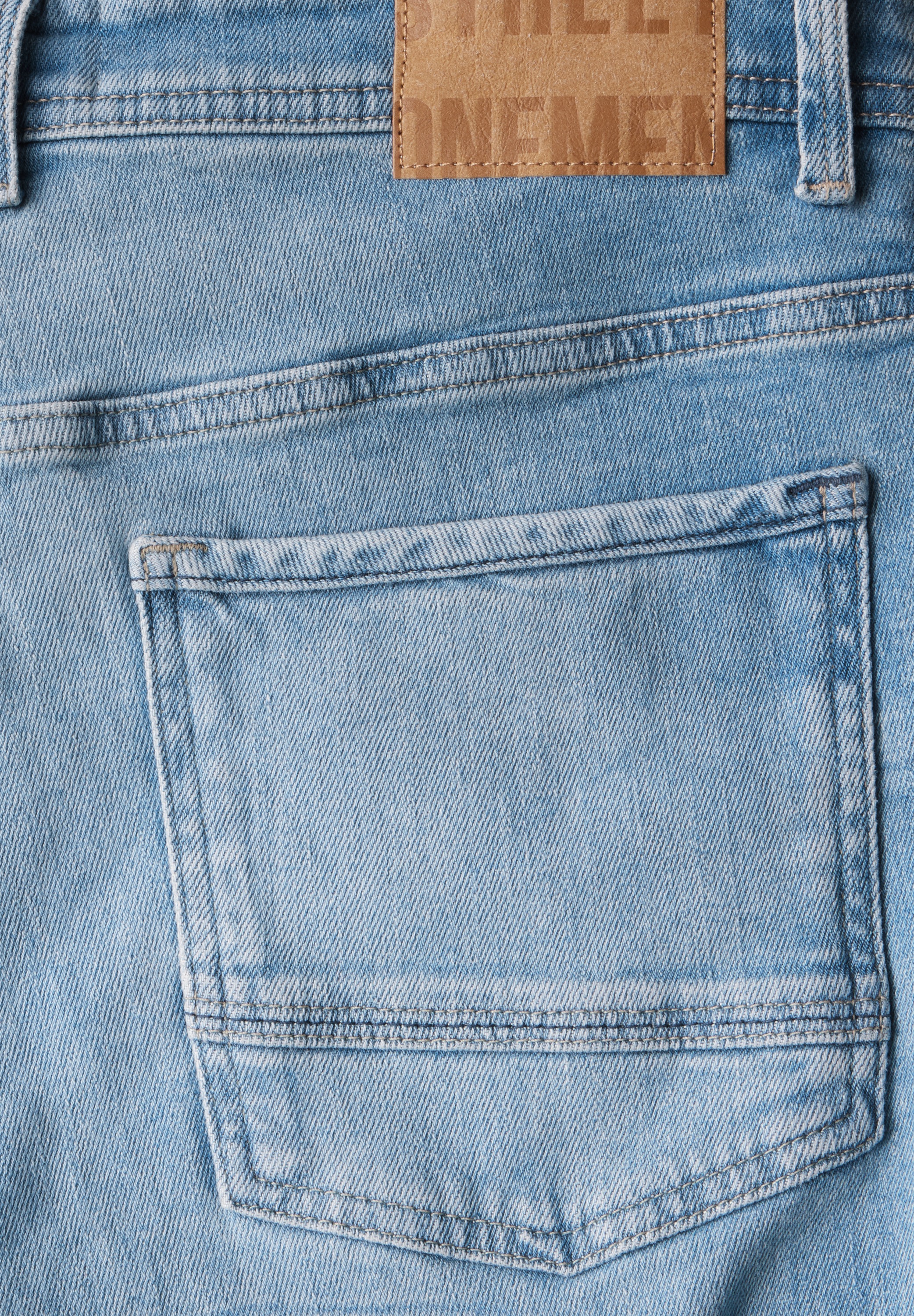 STREET ONE MEN Regular-fit-Jeans, aus Baumwolle mit Stretchanteil