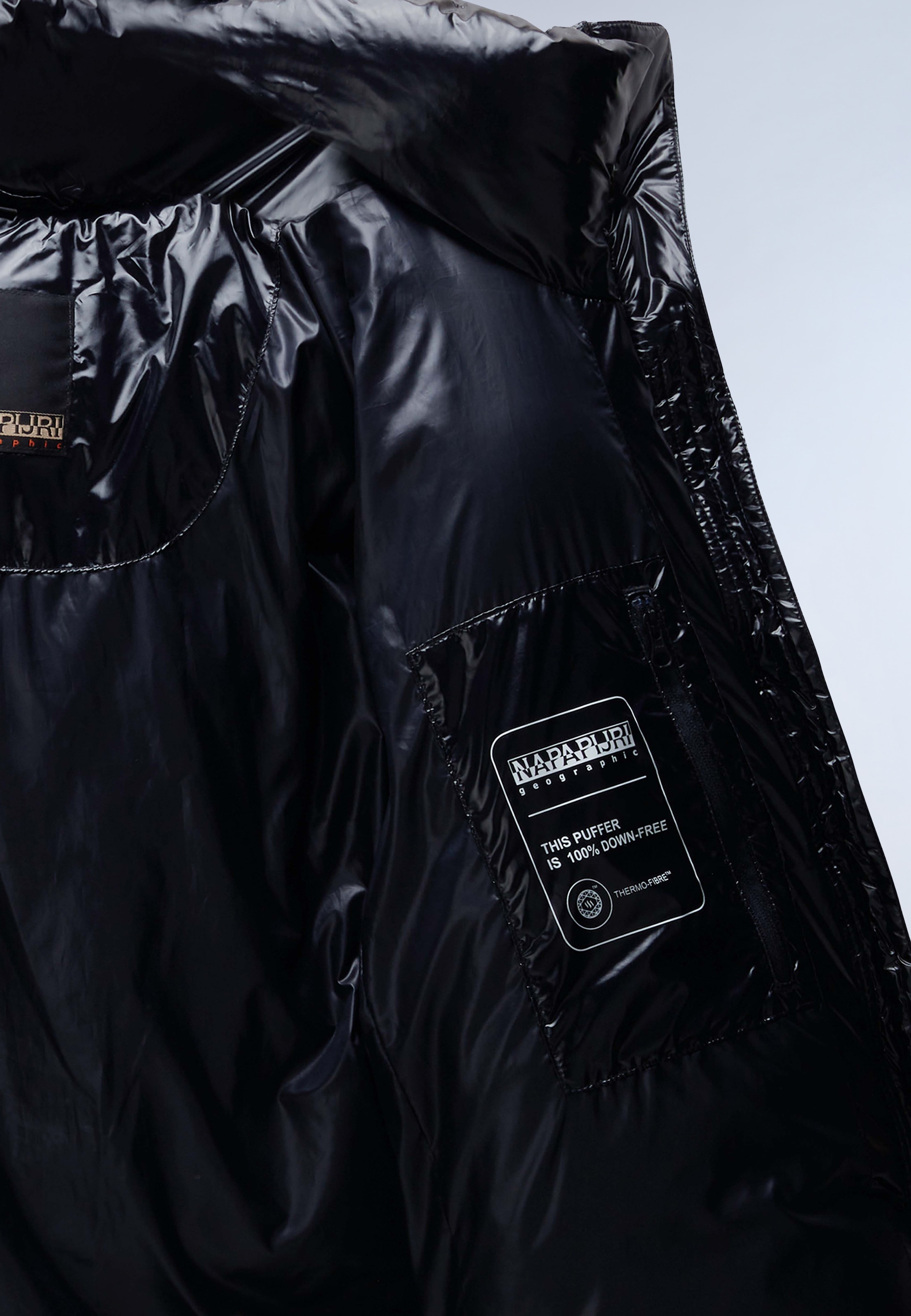Napapijri Steppjacke mit Kapuze unifarbenes Design, aus Polyamid und Polyurethan, mit Polyesterfutter