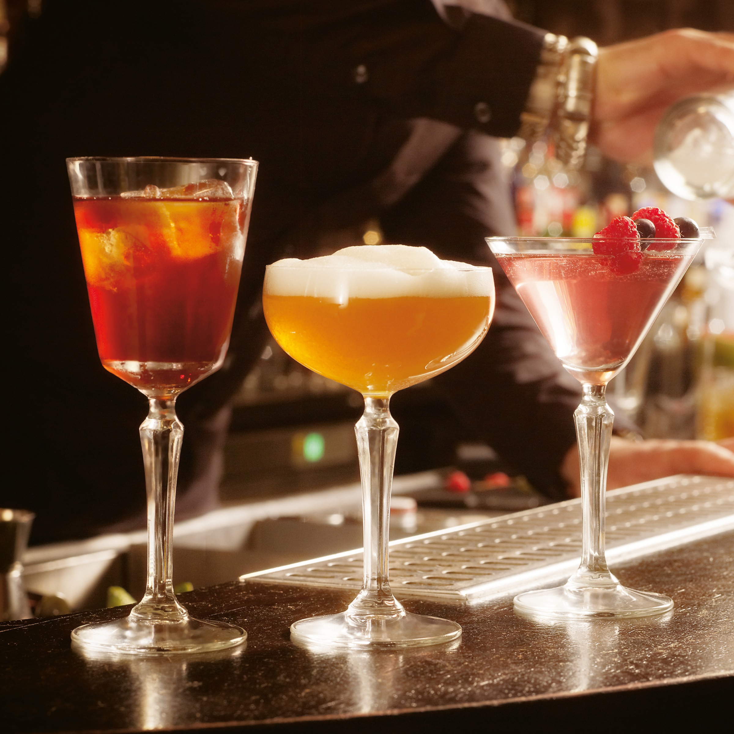 LIBBEY Martiniglas »Libbey Cocktailglas 12er Set -SPEAKEASY-«, (Set, 12 tlg.), 147 ml, hochwertig verarbeitet, im modernen Design