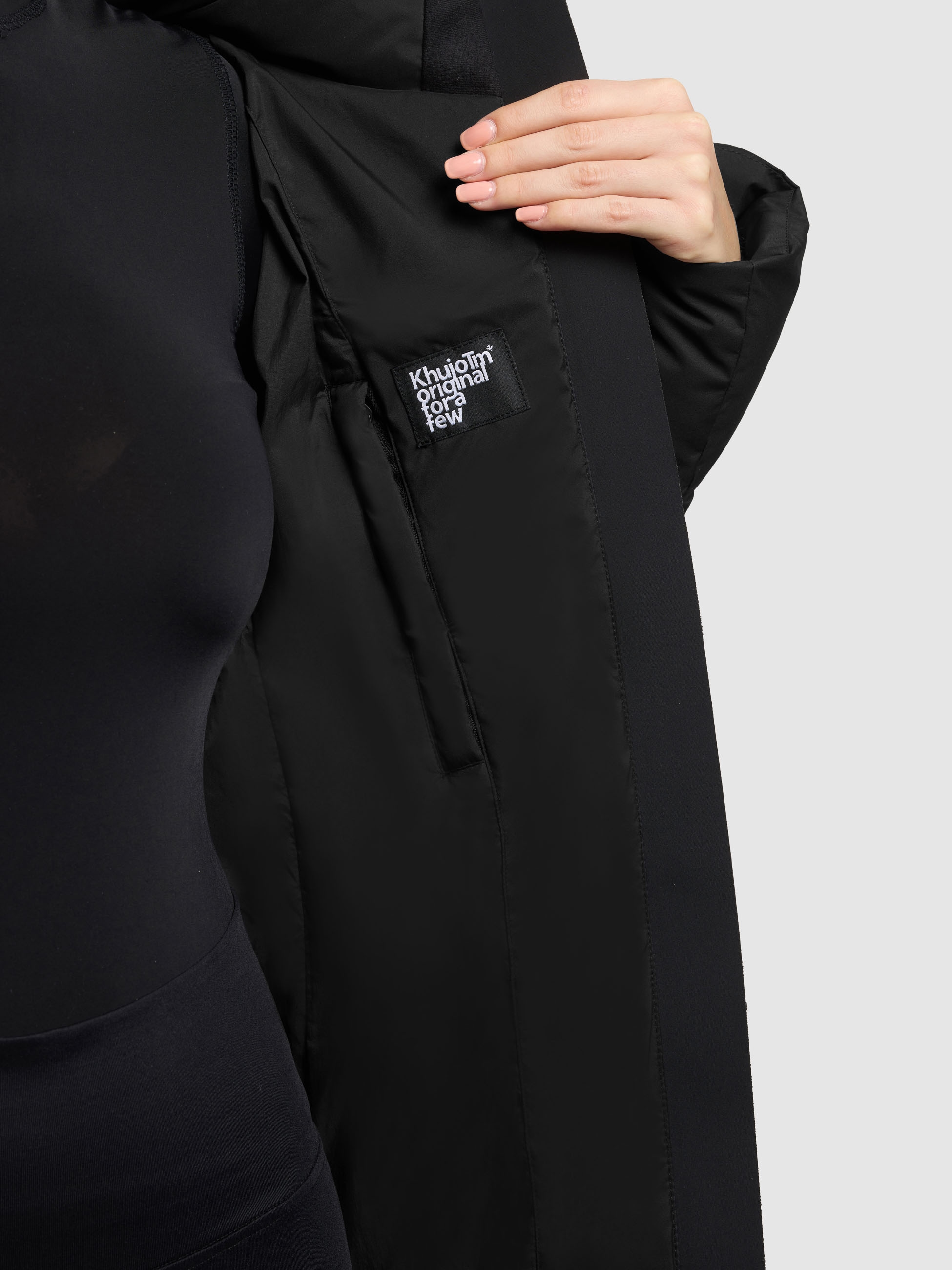 khujo Steppjacke »TANARE5« mit Kapuze Reißverschlusstaschen mit Fleecefutter