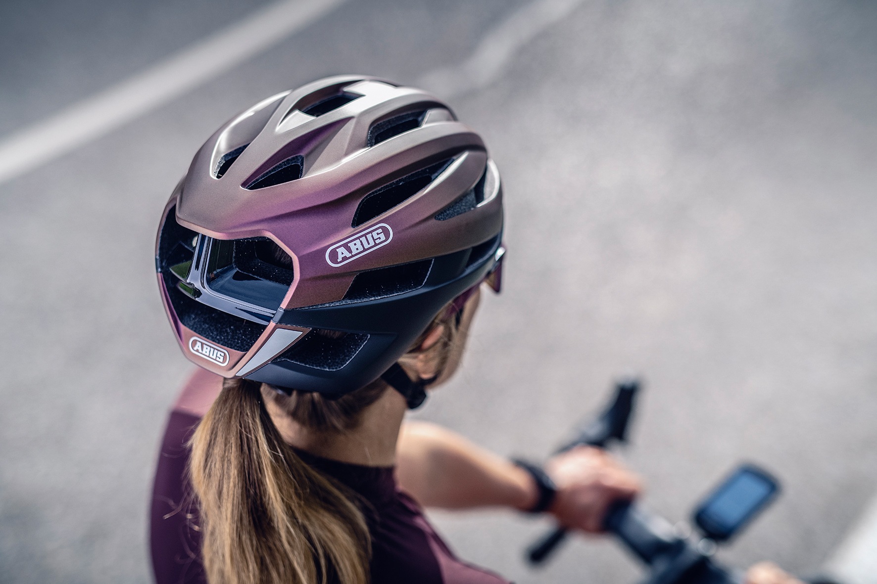 ABUS Rennradhelm »STORMCHASER«