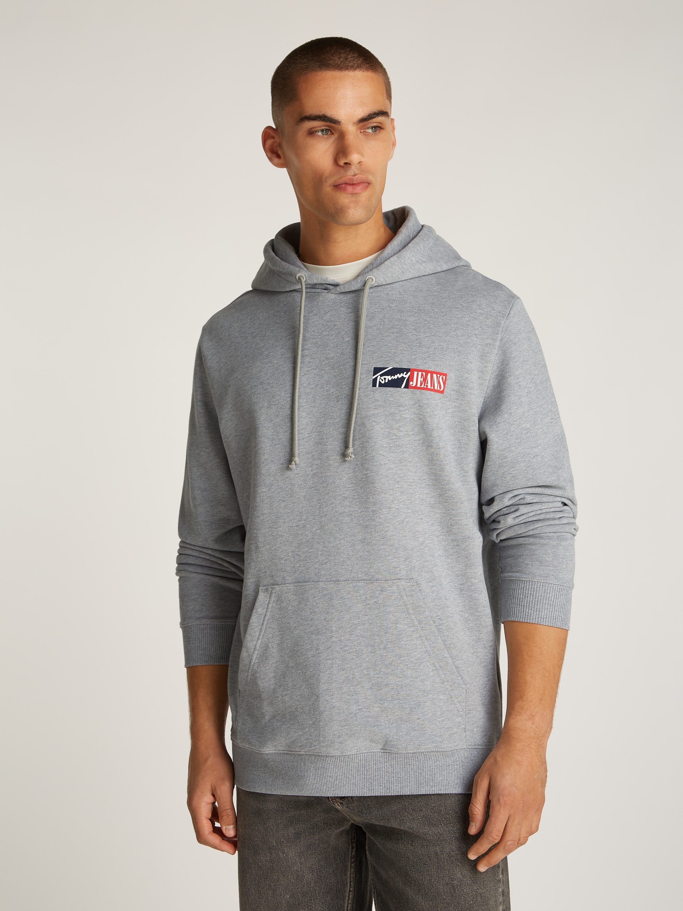 Tommy Jeans Hoodie "TJM REG ENTRY GRAPHIC HOODIE EXT", mit Logo günstig online kaufen