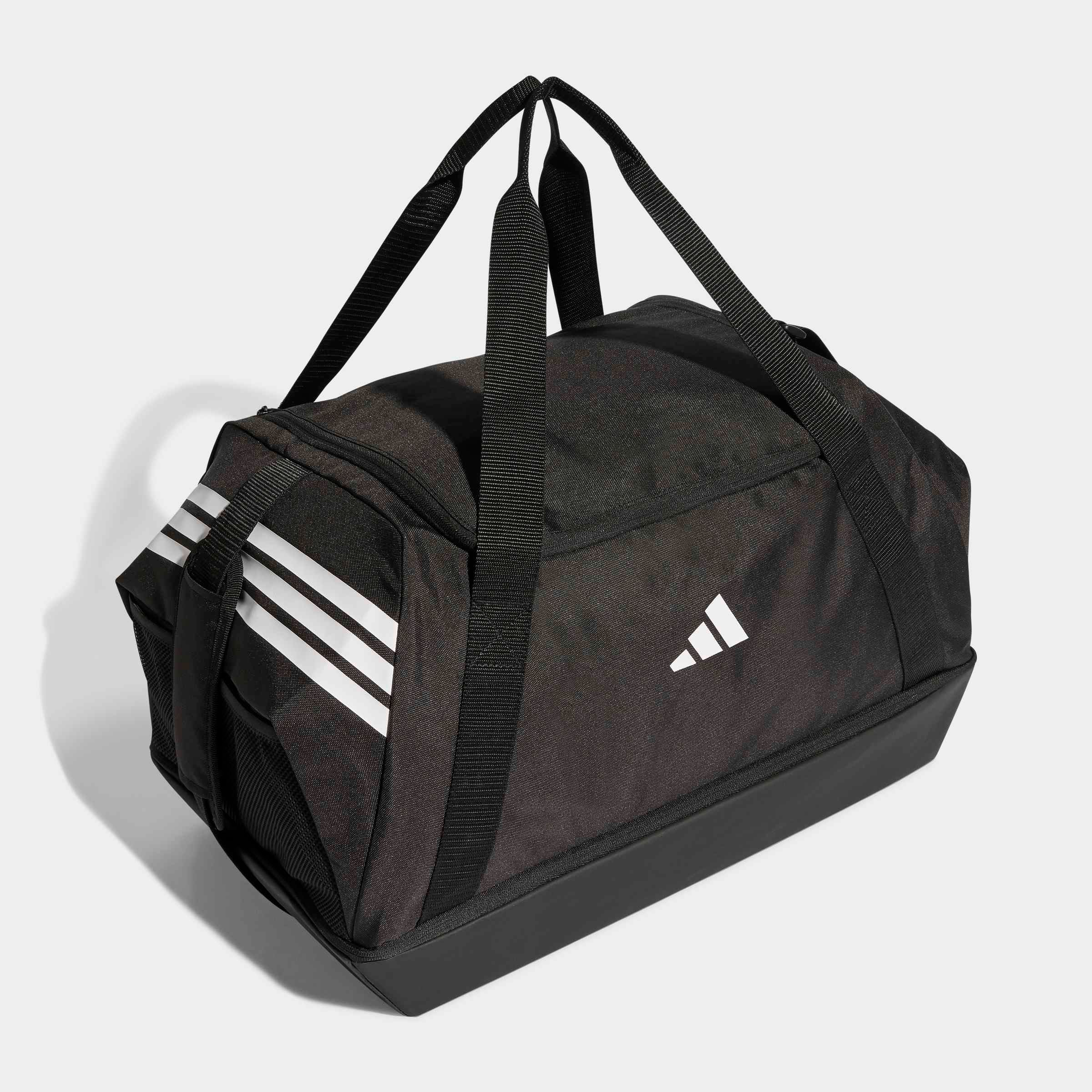 Adidas Sac Duffle Tiro Medium Bottom Compartment 51l Black / White One Size unisex