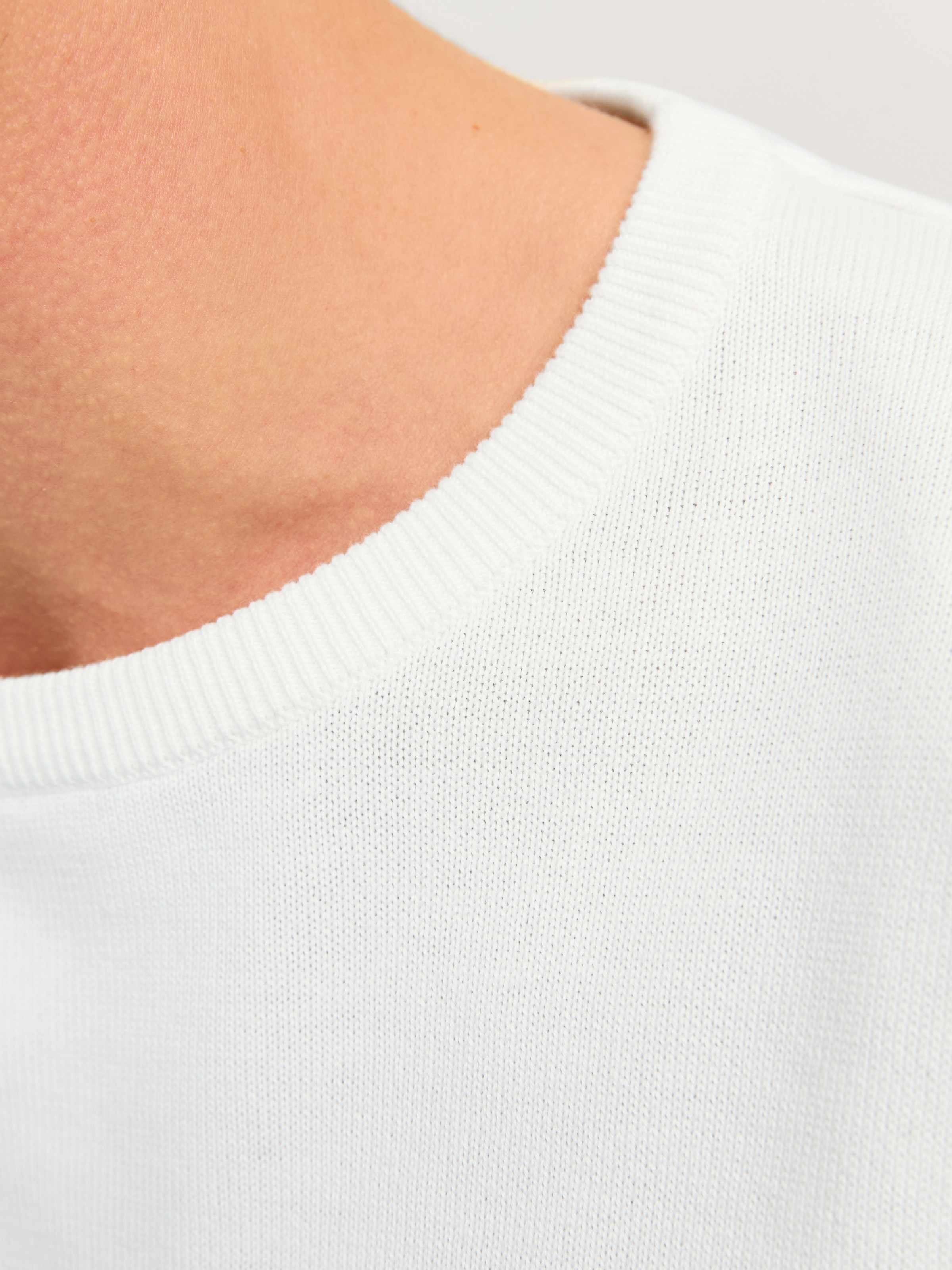 Jack & Jones Rundhalspullover »JJEBASIC KNIT CREW NECK NOOS«, mit Rundhalsausschnitt