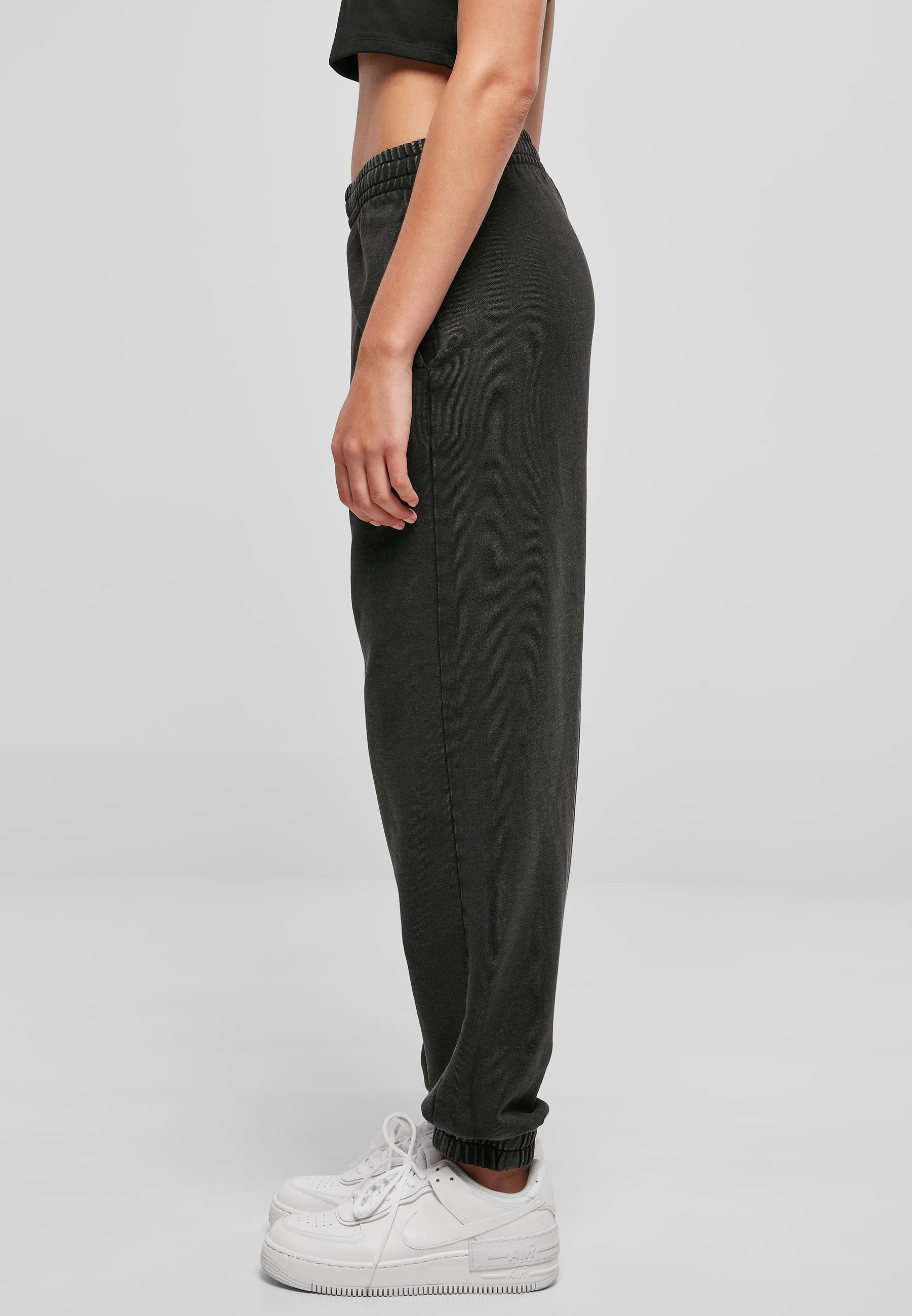 URBAN CLASSICS Jogginghose »Urban Classics Damen Ladies Small Embroidery Terry Pants«, (1 tlg.)