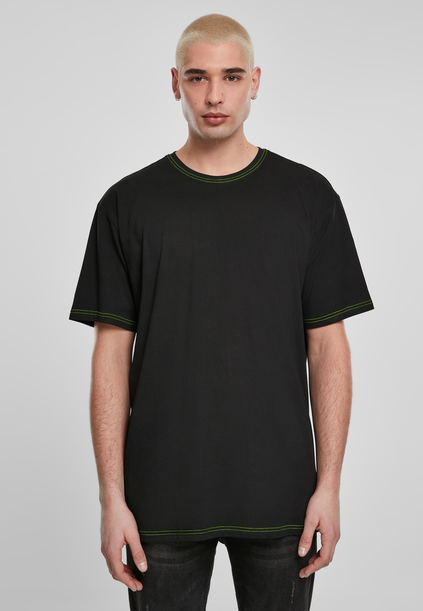 URBAN CLASSICS Kurzarmshirt »Urban Classics Herren Heavy Oversized Contrast Stitch Tee«, (1 tlg.)