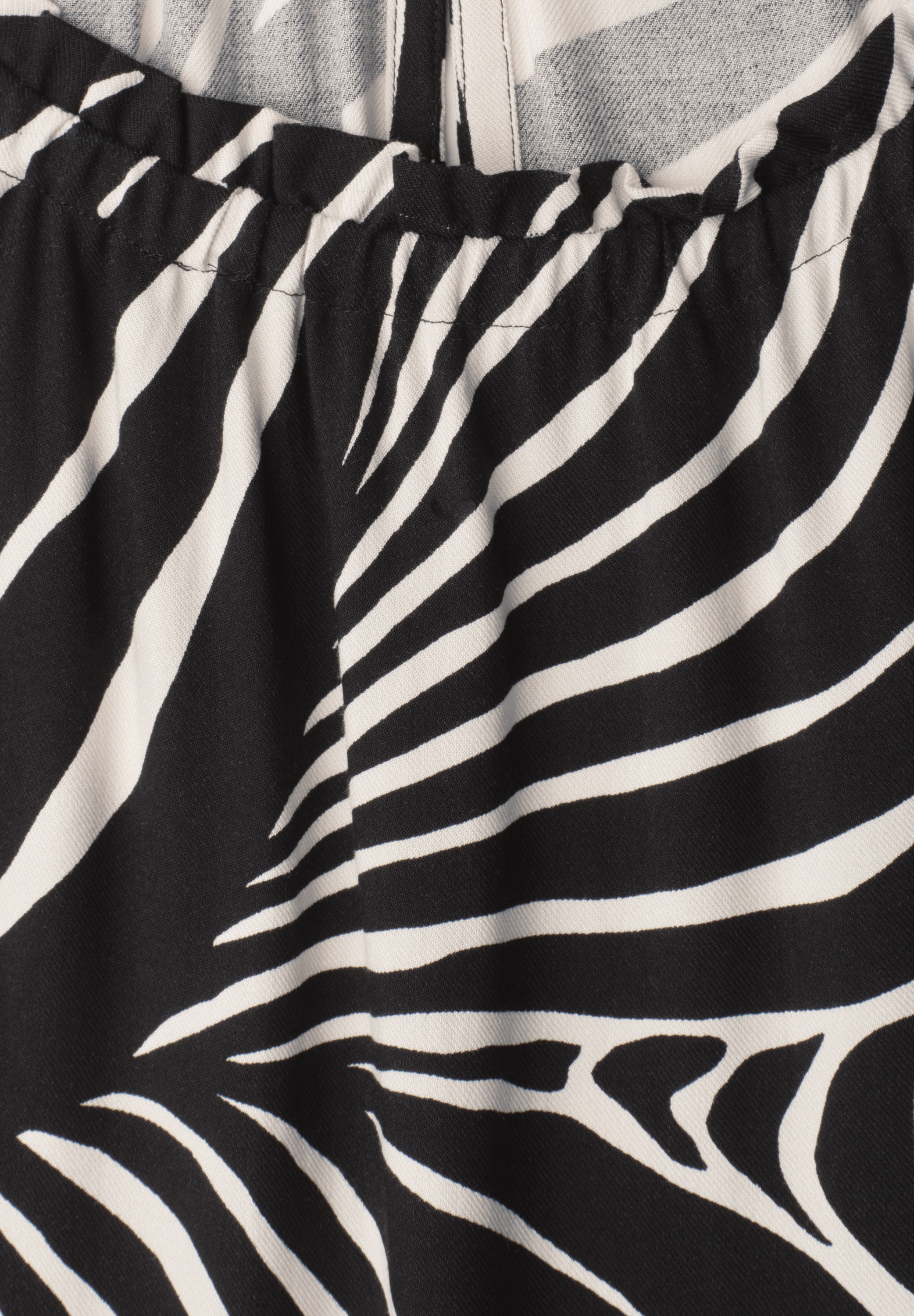 STREET ONE Sommerkleid Ohne Taschen aus Viskose