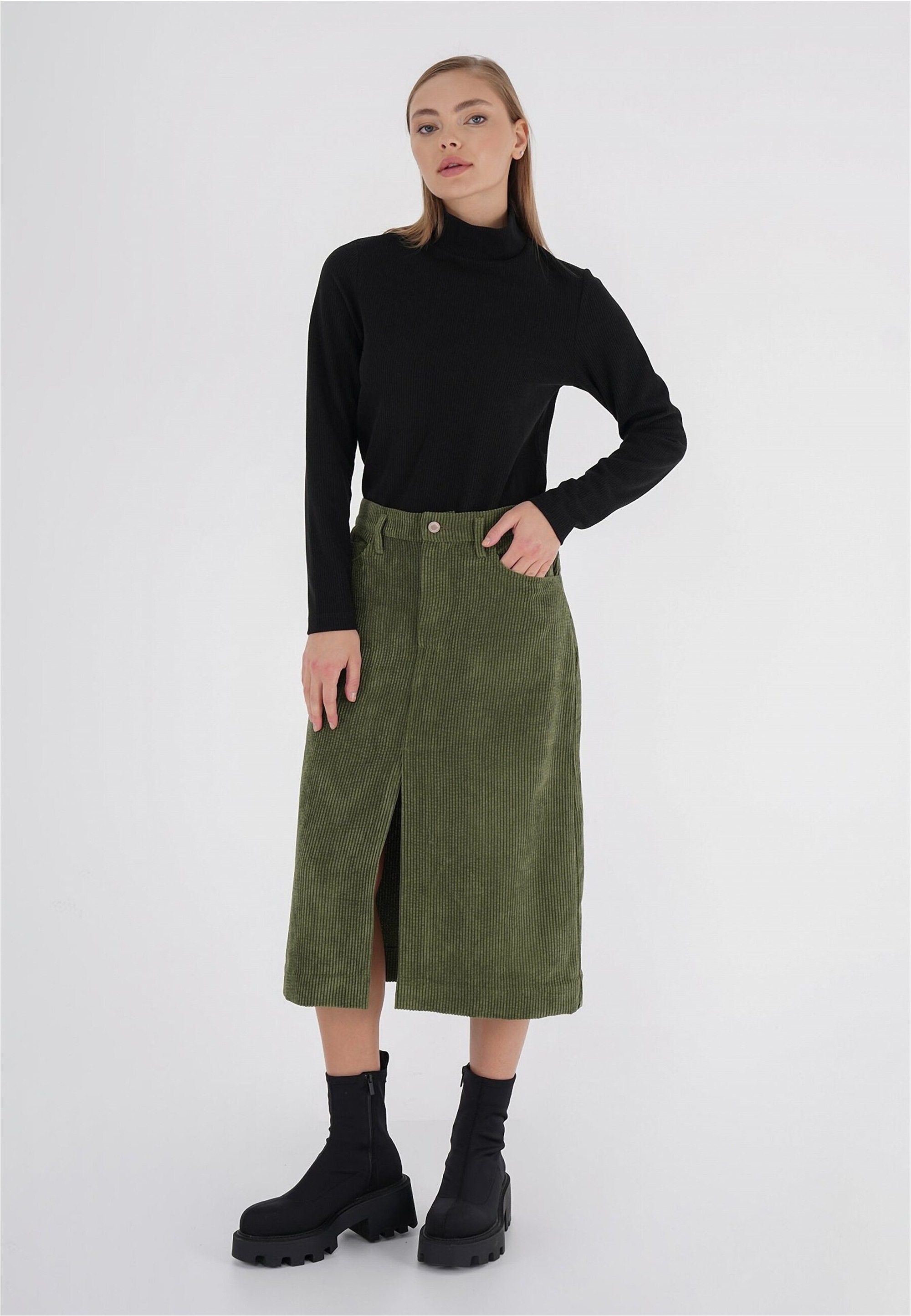 Thumbnail - freshlions Rollkragenpullover "Havin" 1 Stk. mit Stehkragen