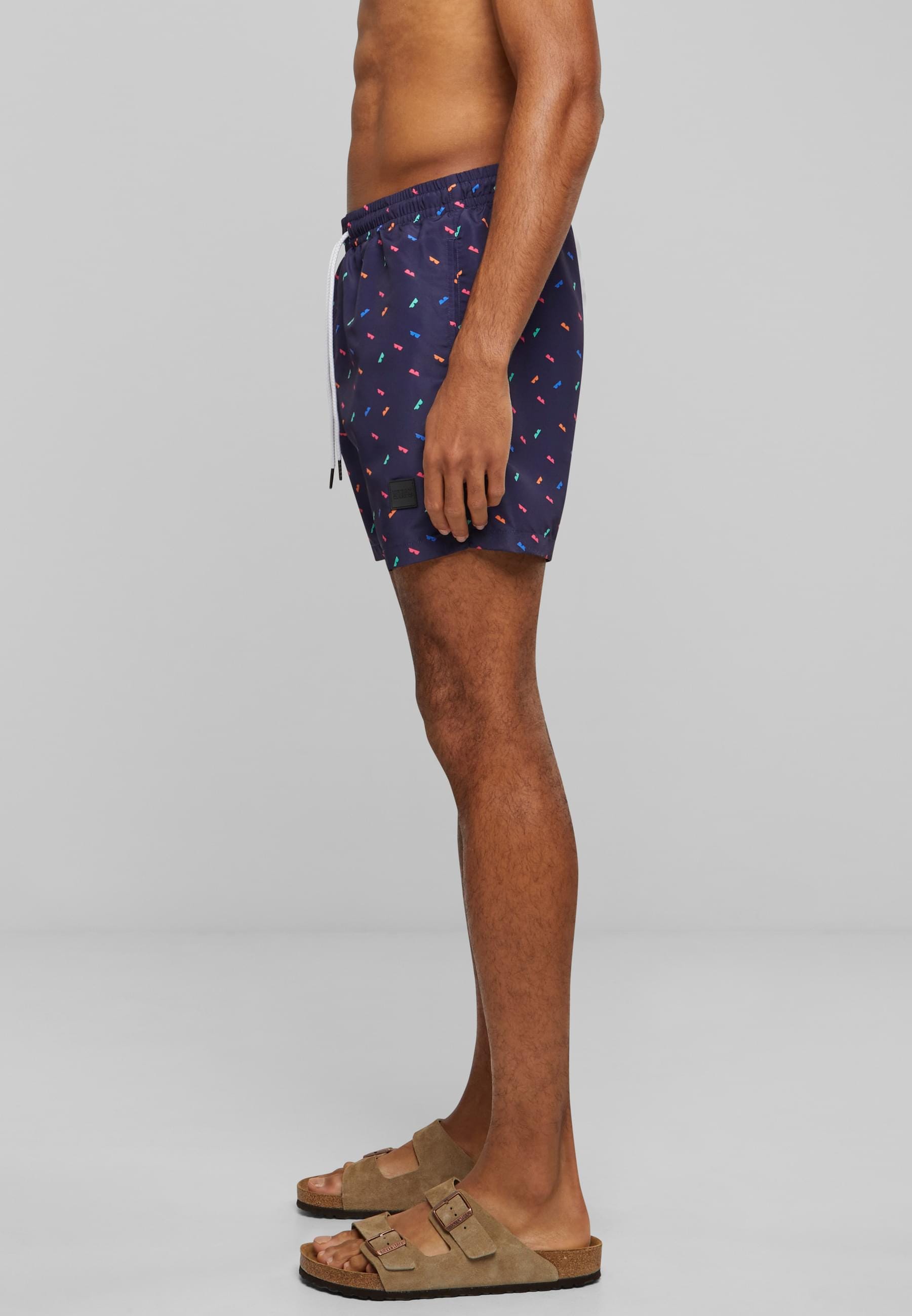 URBAN CLASSICS Badeshorts »Urban Classics Herren Pattern Swim Shorts«