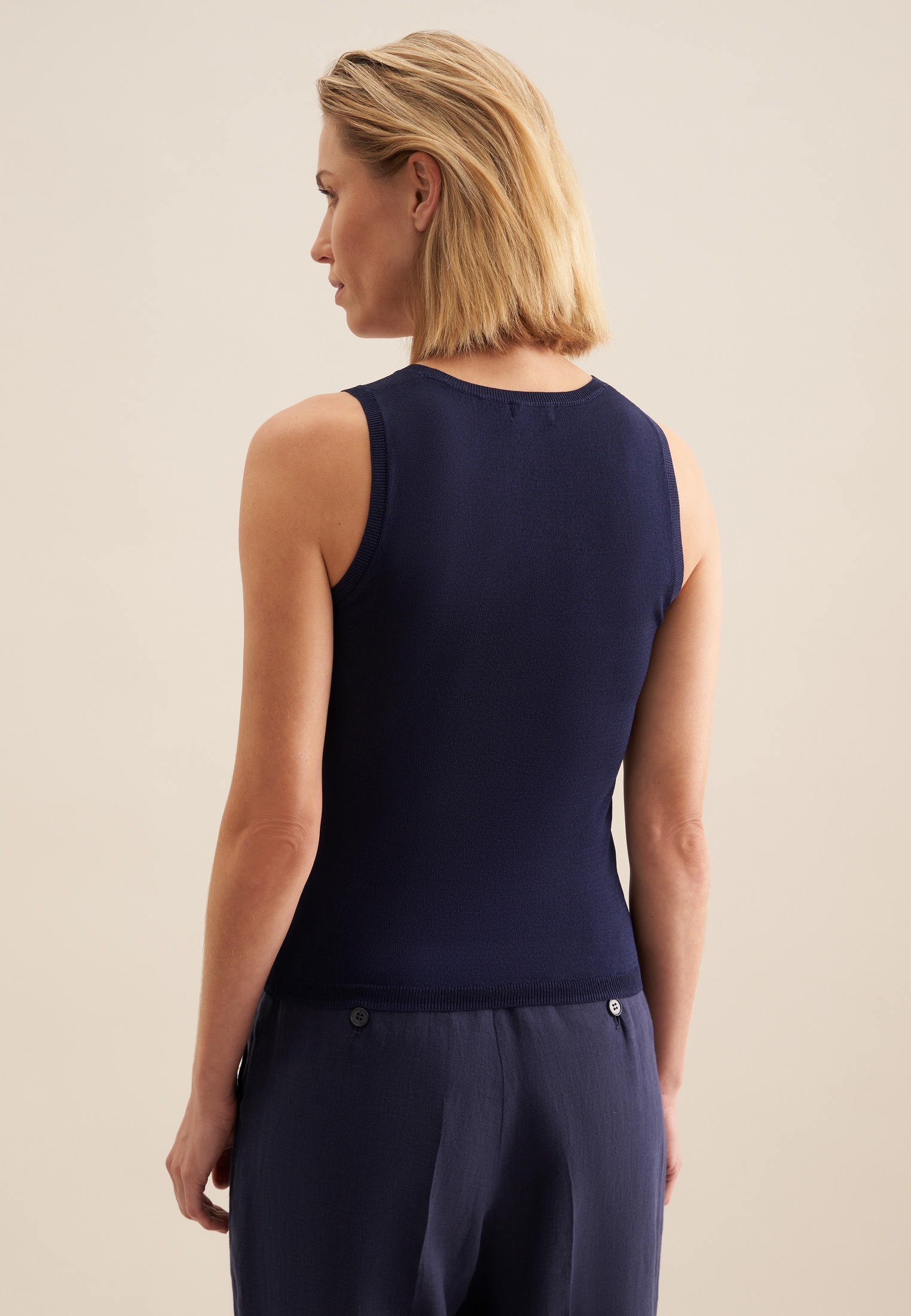 seidensticker Strickpullover »Schwarze Rose« Ohne Arm Rundhals