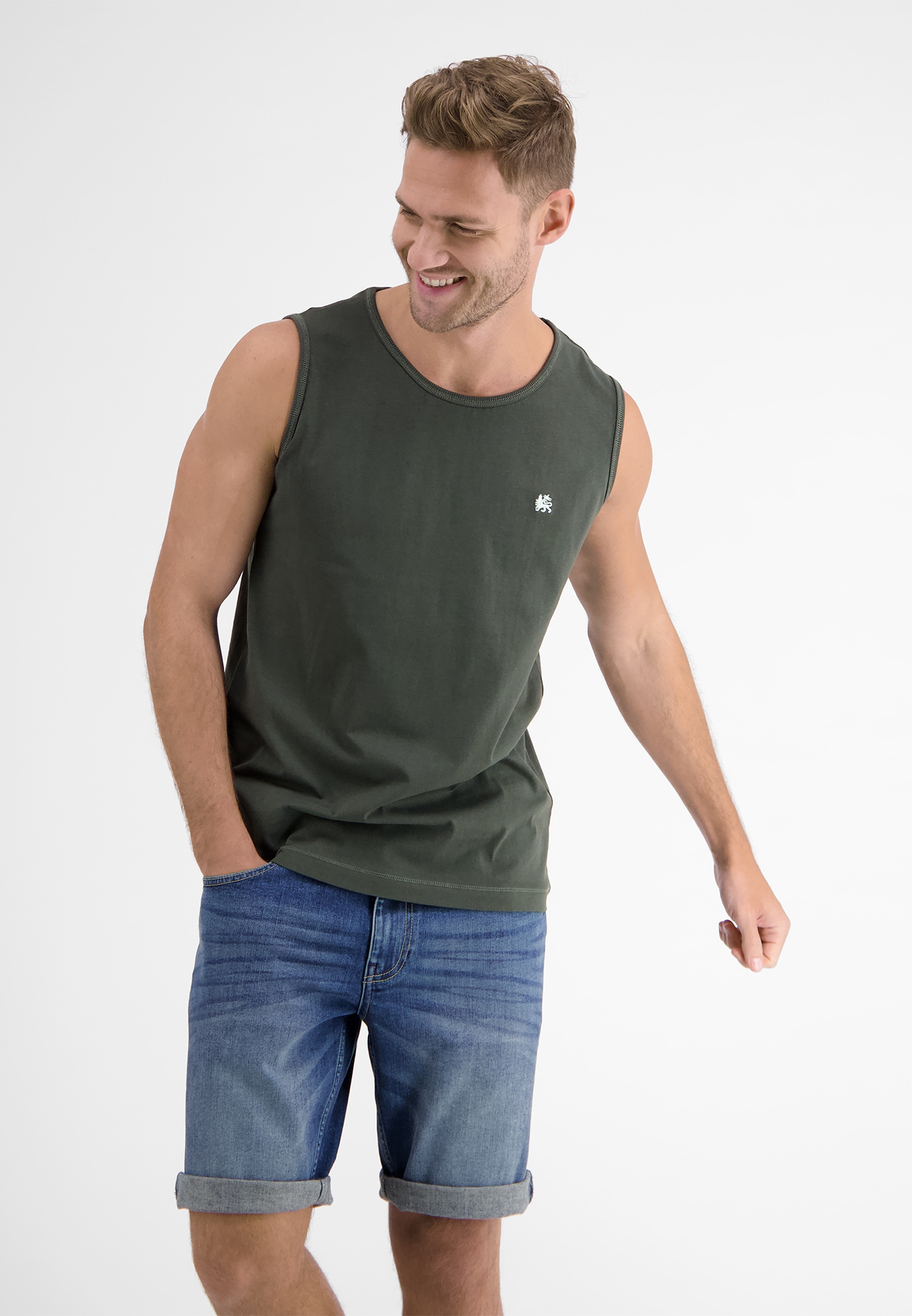 LERROS Muskelshirt "LERROS Tanktop mit Palmenprint"