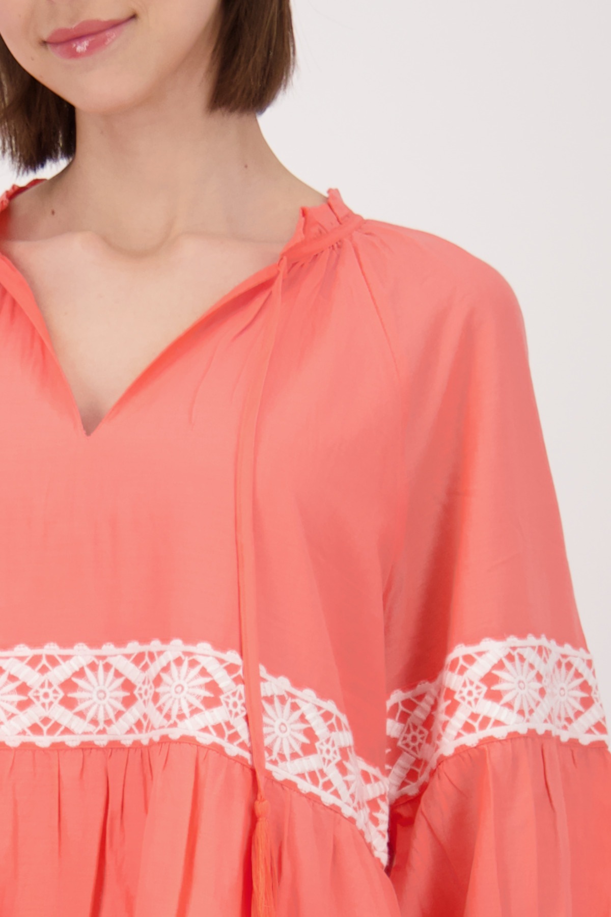 Thumbnail - Monari Blusenkleid "Kleid Stickerei" Ohne Tasche mit kontrastfarbener Spitze