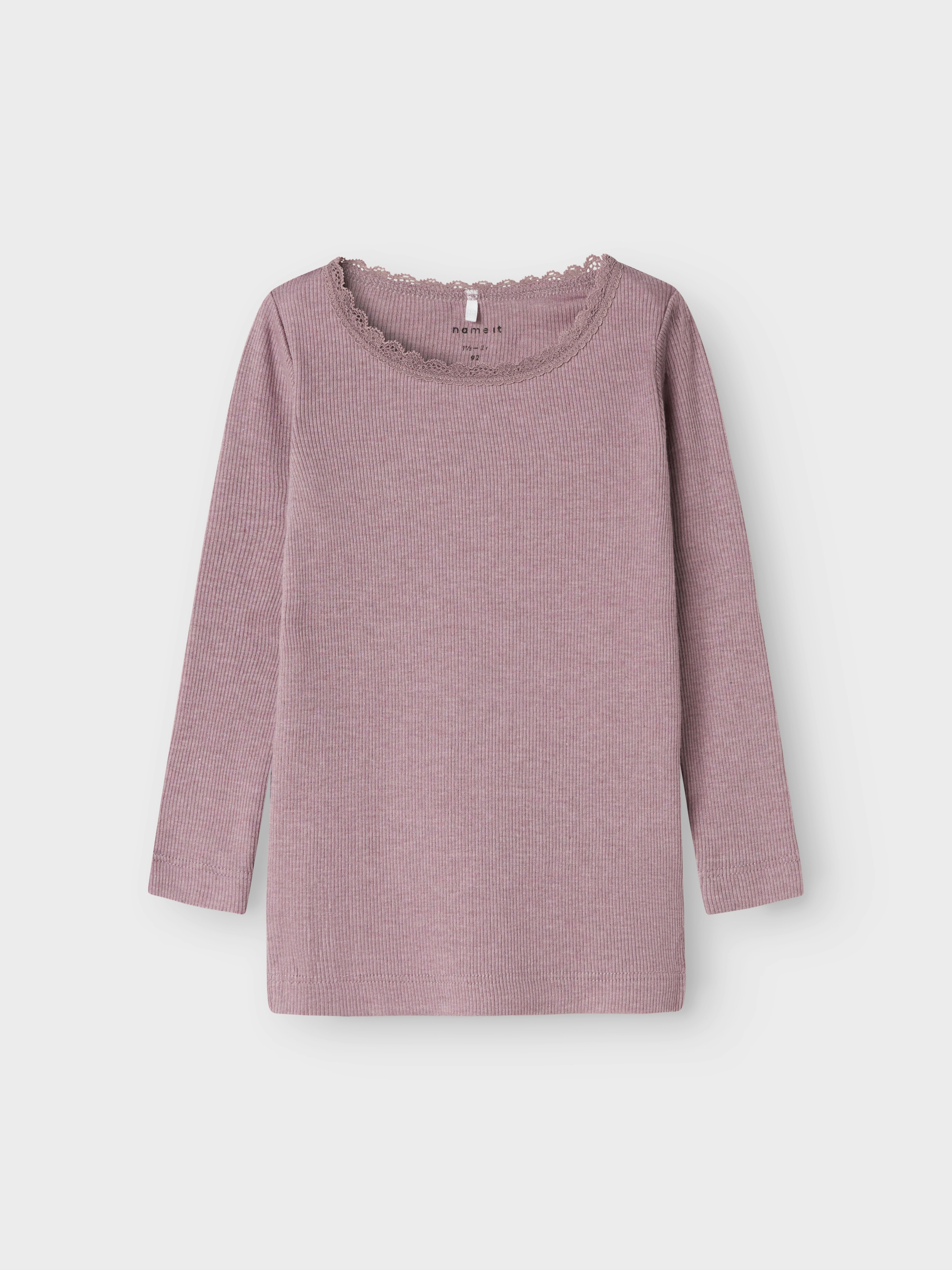 Name It Langarmshirt »NMFKAB LS TOP NOOS«, in Feinripp und mit süßer Spitzenkante am Ausschnitt