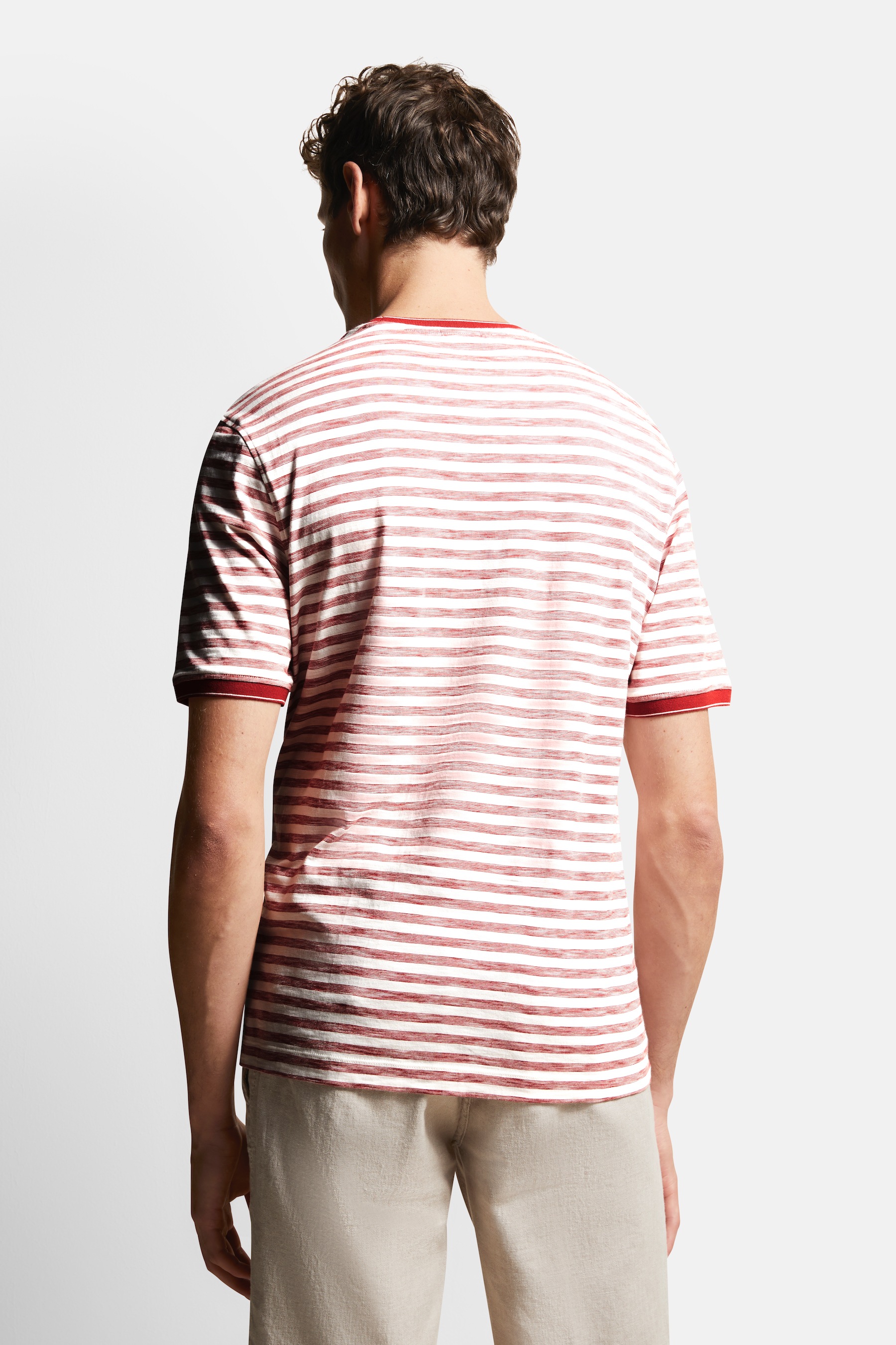 bugatti T-Shirt mit Fineliner-Streifen günstig online kaufen