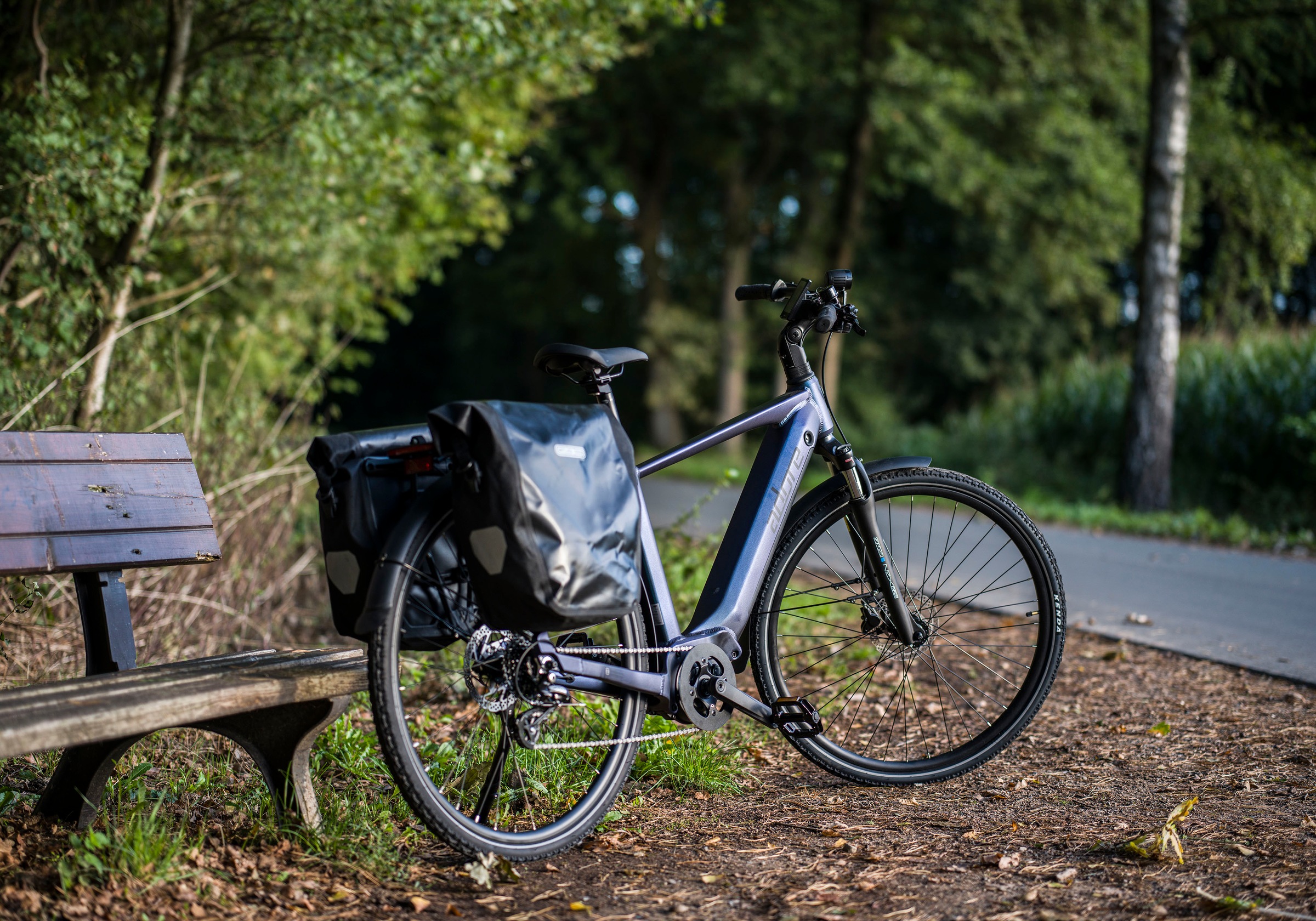 Adore E-Bike »28" Alu Trekking E-Bike ATX-450 Mittelmotor 75NM / 15Ah«, 8 Gang, Shimano, Altus, Mittelmotor 250 W