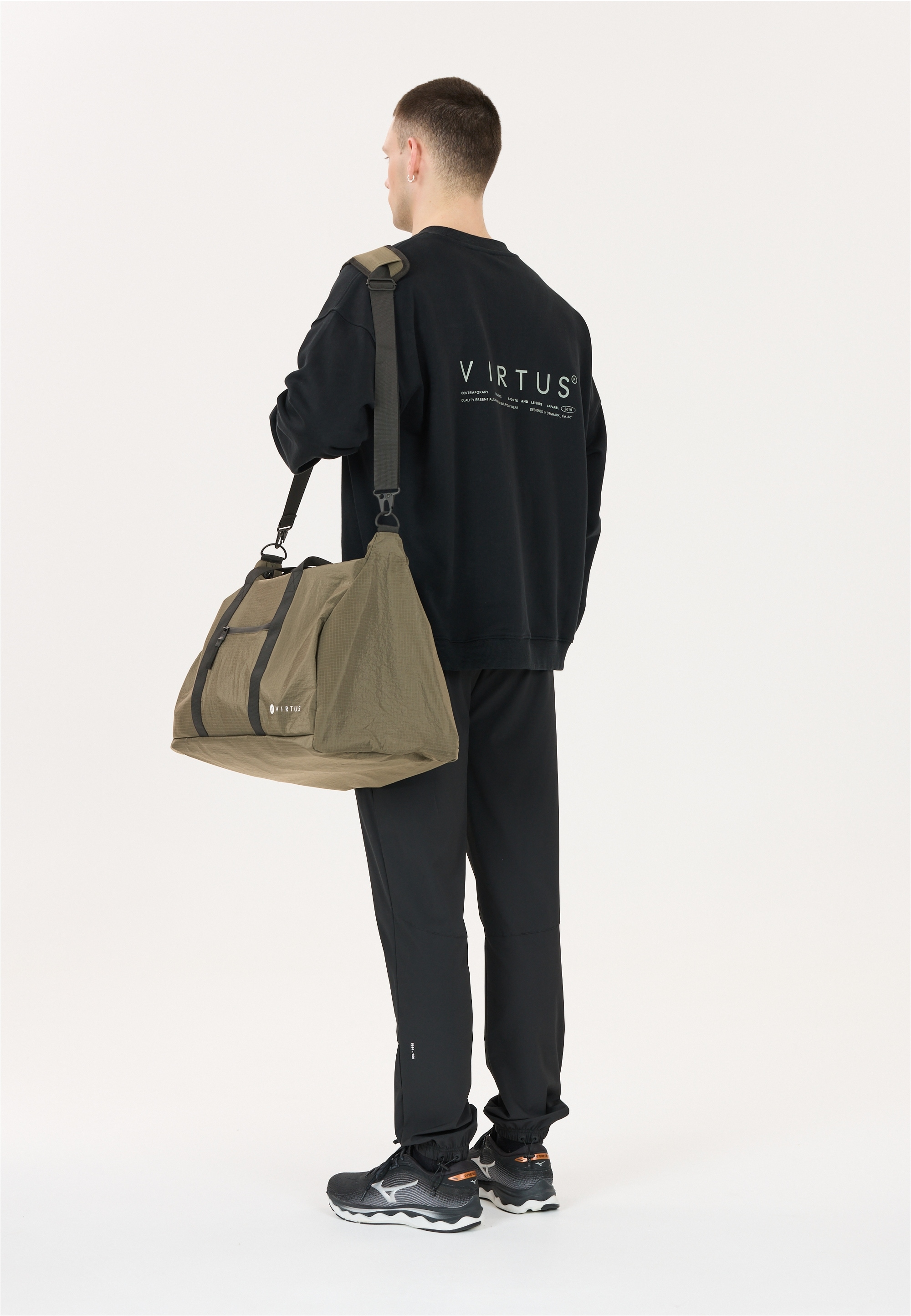 Virtus Sporttasche »Vinston« mit abnehm- und verstellbarem Crossbody-Riemen