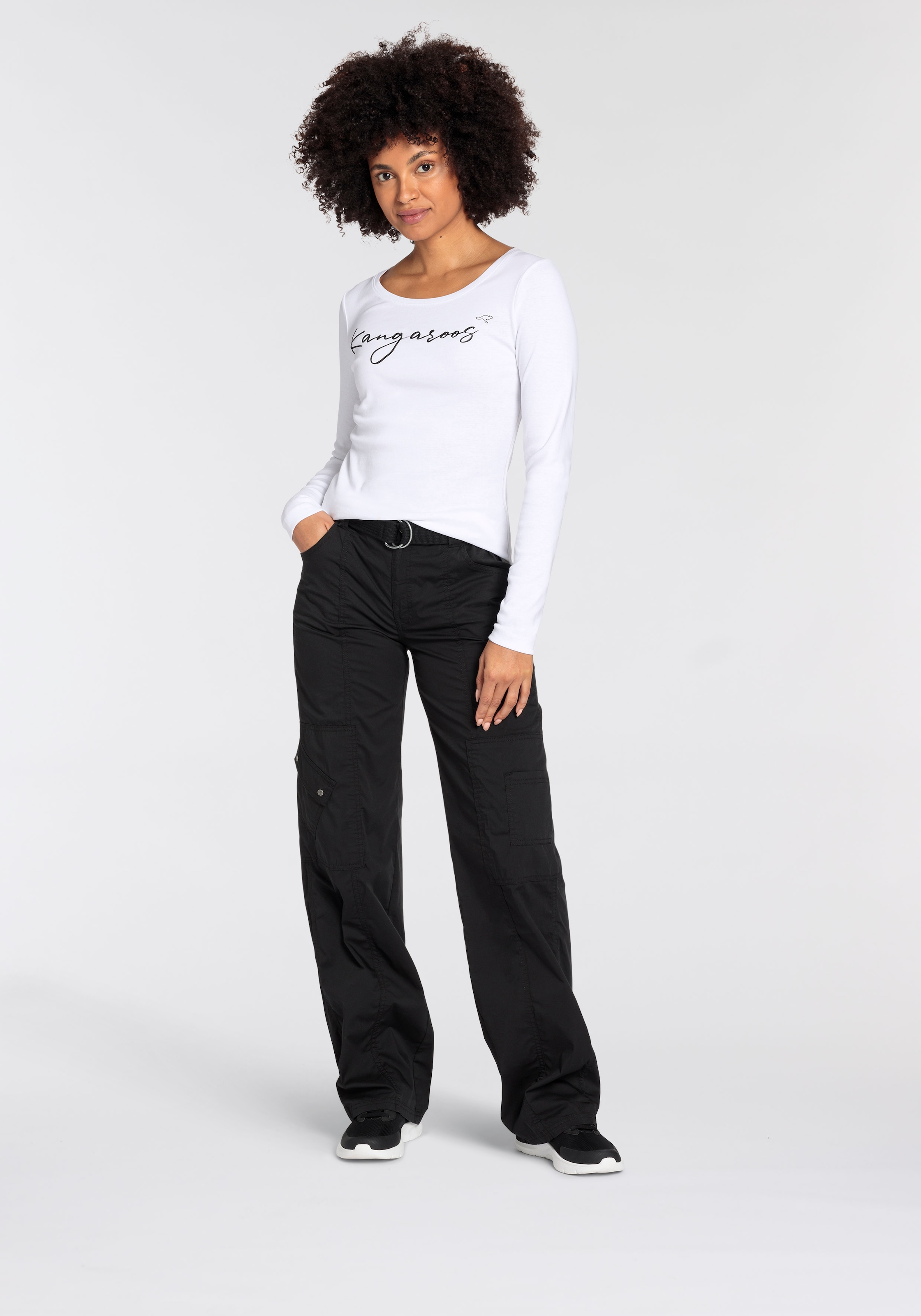 KangaROOS Longsleeve, Langarm, sehr figurbetont, aus Rippware, aus 100% Baumwolle