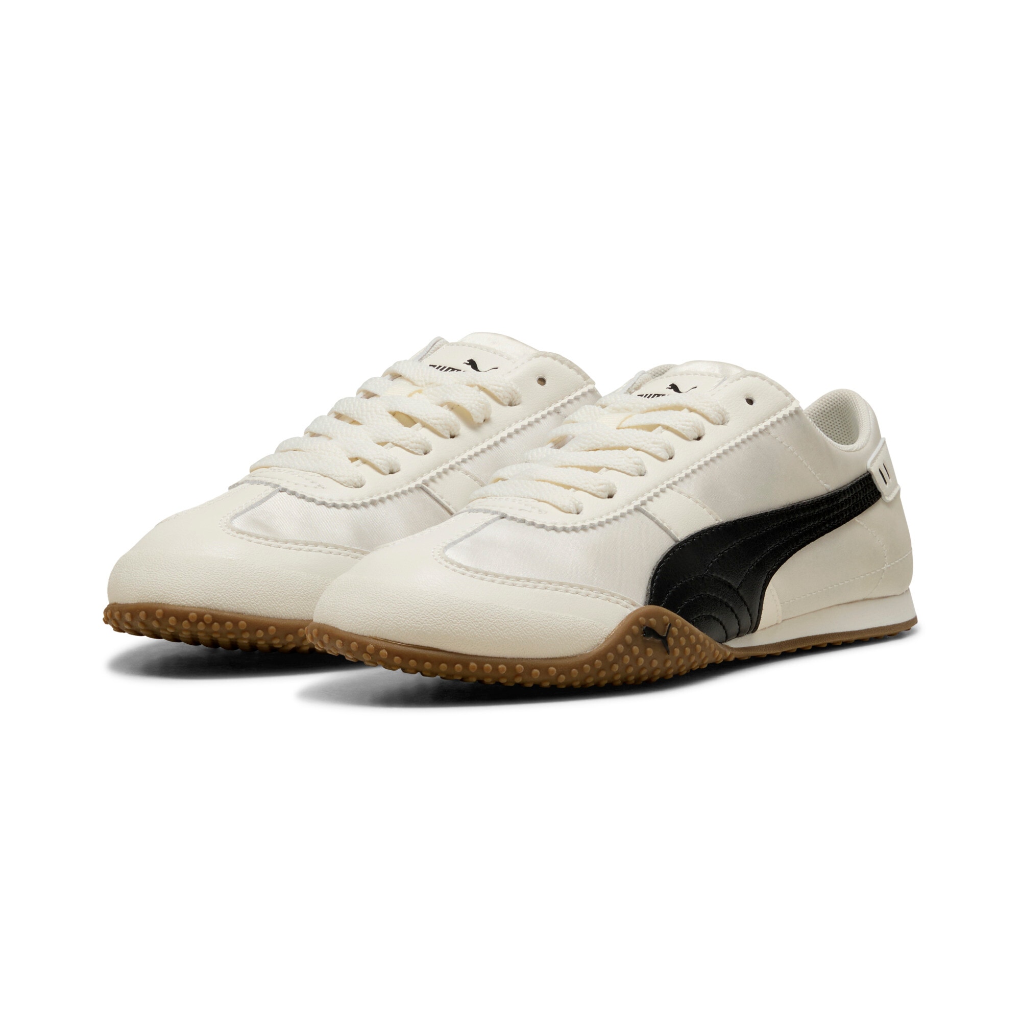 PUMA Sneaker "BELLA UT FC" für Alltag, mit Schnürung, Laufsohle aus Gummi mit leichtem Profil