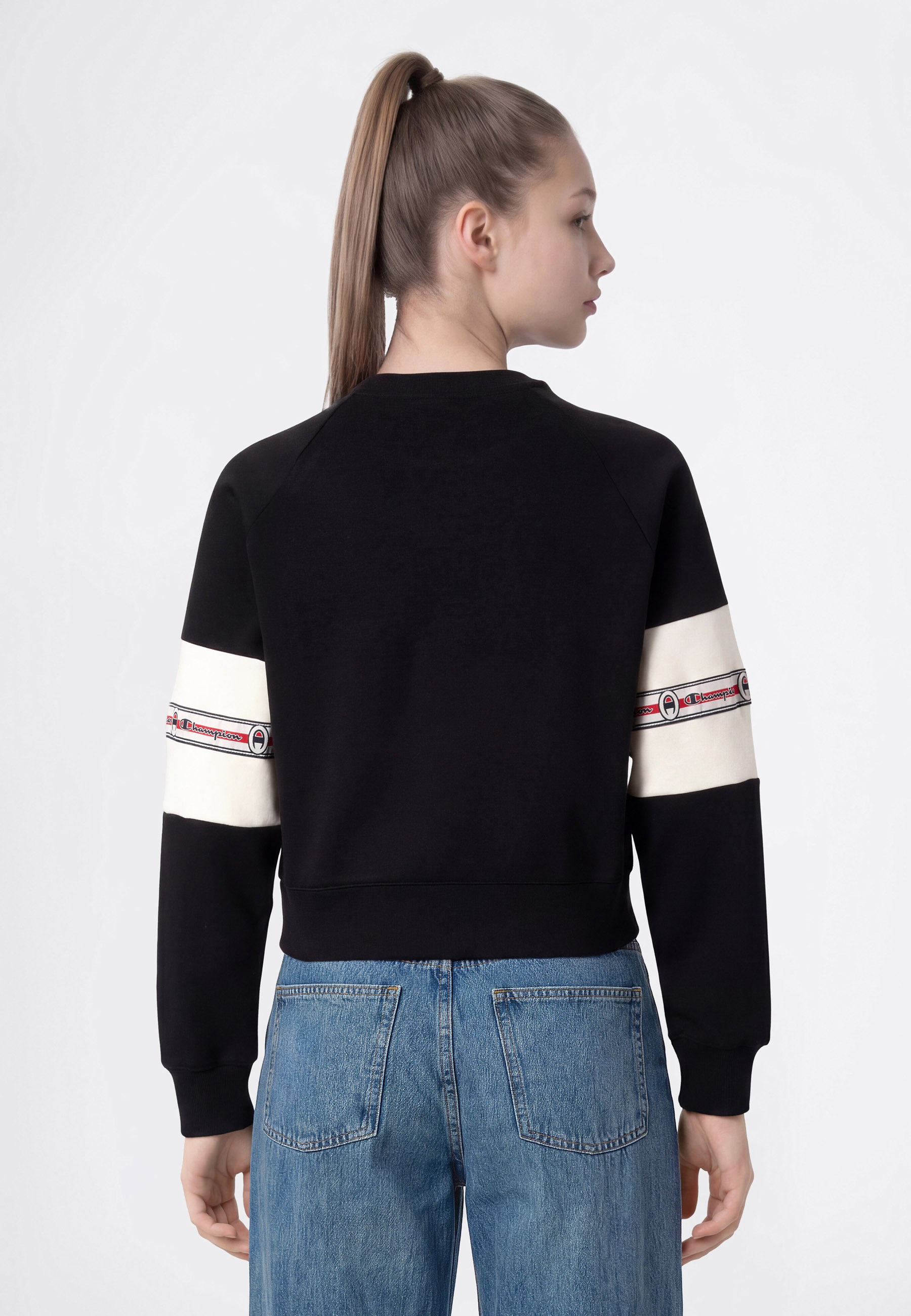 Champion Sweatshirt »SPORTWEAR CREWNECK Standard Fit«, für Kinder, sportlicher Stil, mit Crewneck-Ausschnitt, Langarm-Design
