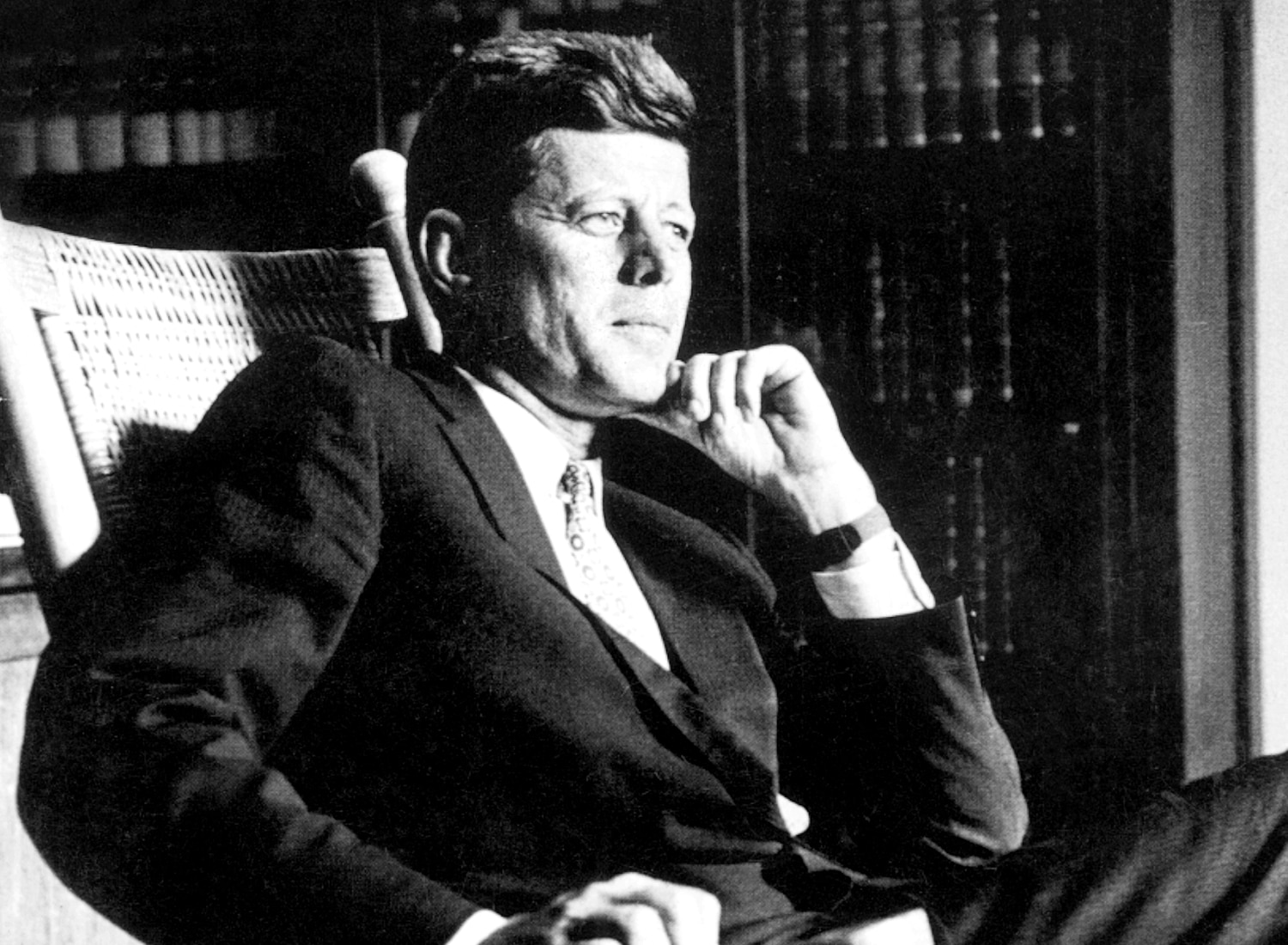 queence Acrylglasbild »Kennedy«, Mann-Stars-Portrait-Schwarz-Weiß, Fine Art-Print in Galeriequalität