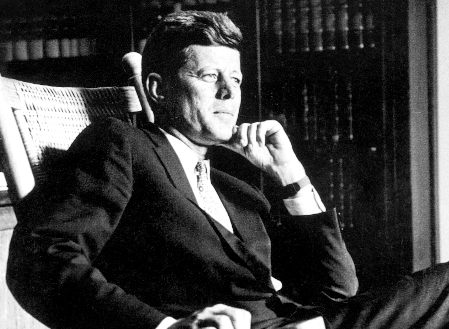 queence Acrylglasbild "Kennedy", Schwarz-Weiß-Mann-Stars-Schwarz-Weiß, Fine günstig online kaufen