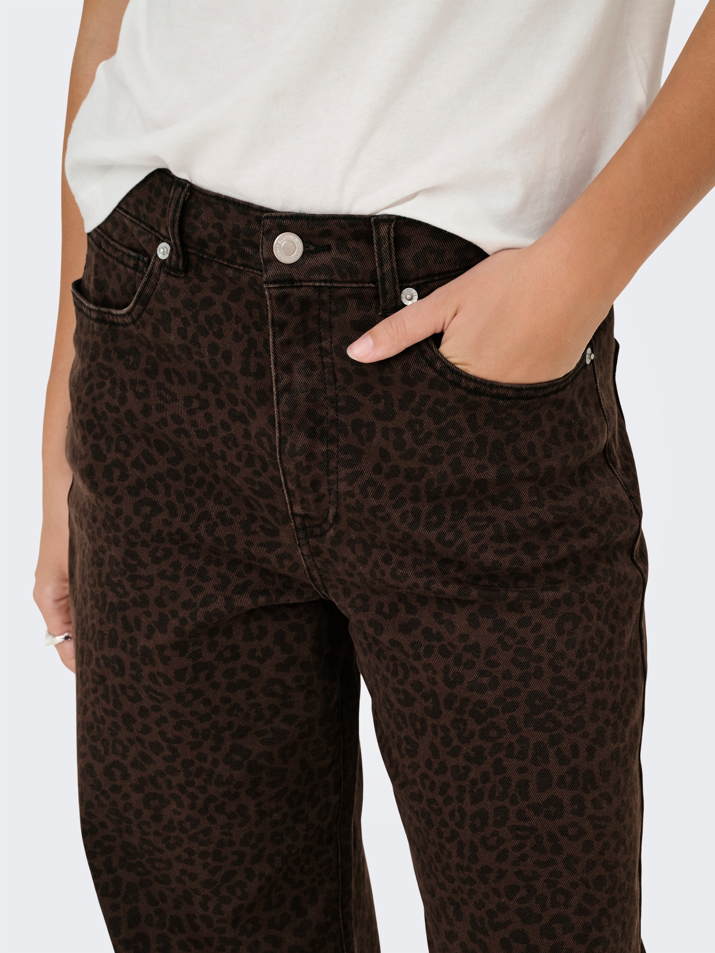 ONLY High-waist-Jeans »ONLMADISON HW WIDE ANIMAL PANT CC PNT« Baumwollmischung