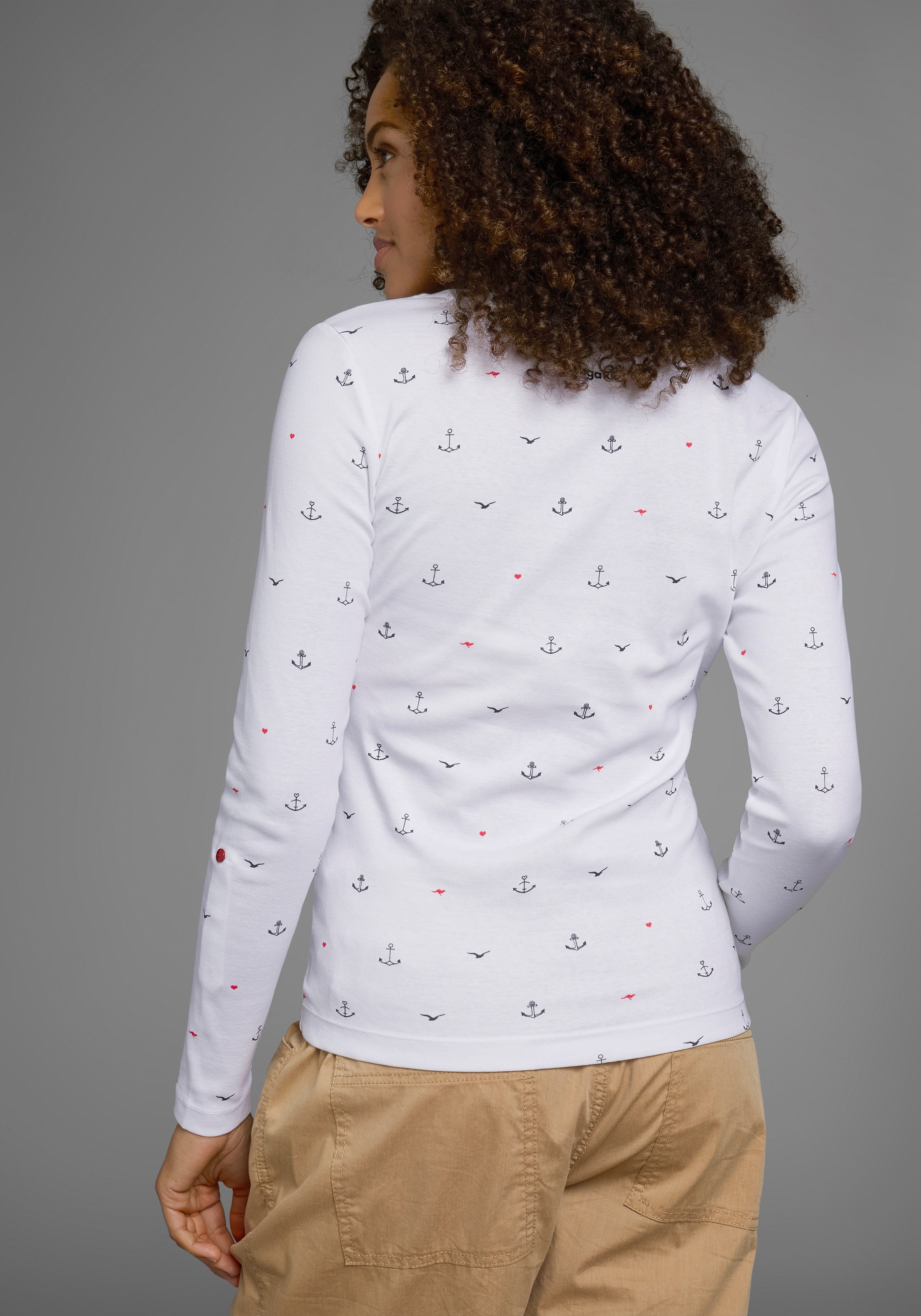 KangaROOS Langarmshirt, krempelbare Ärmel, sehr figurbetont, aus elastische günstig online kaufen